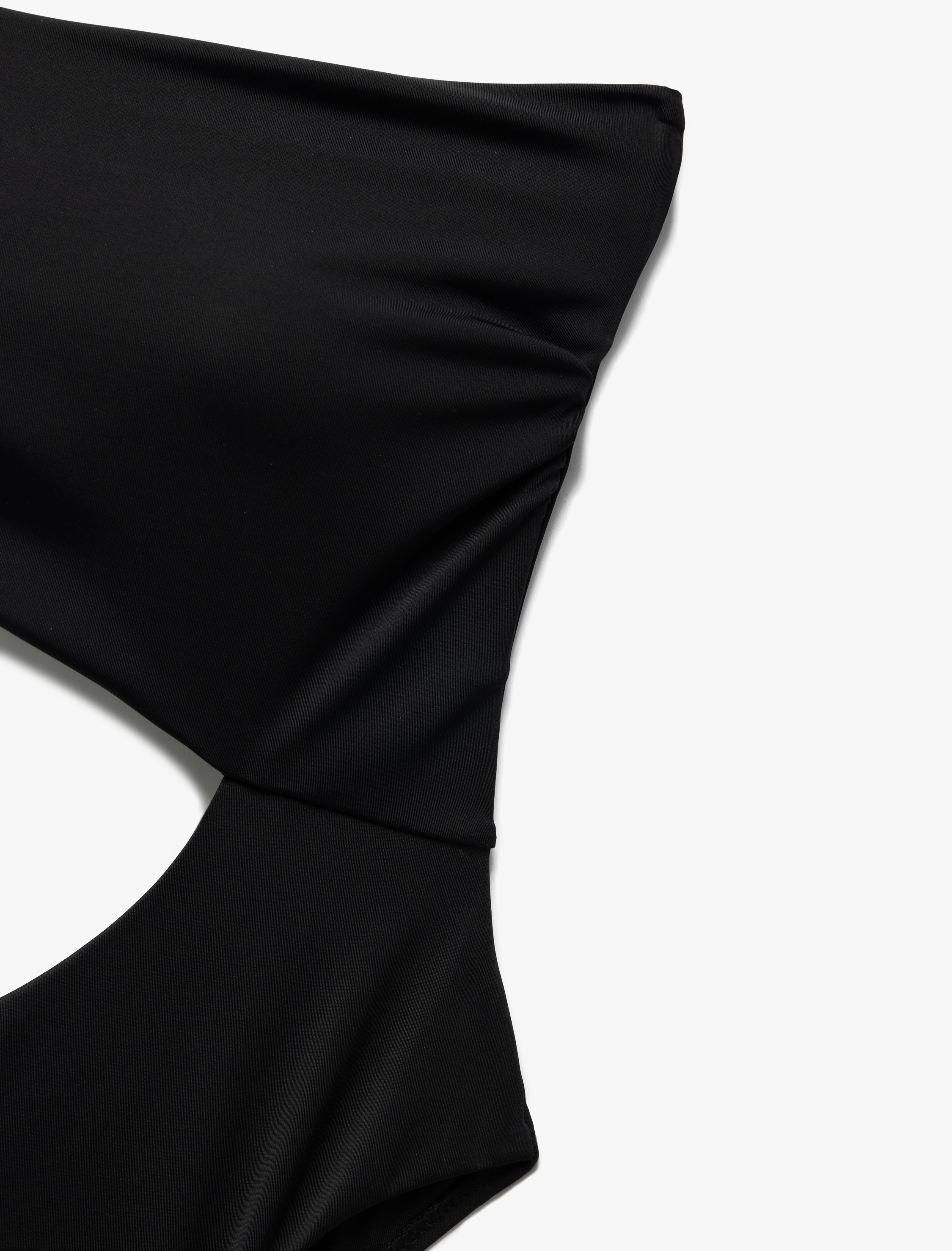   Hafif Destekli Asimetrik Tek Omuz Mayokini