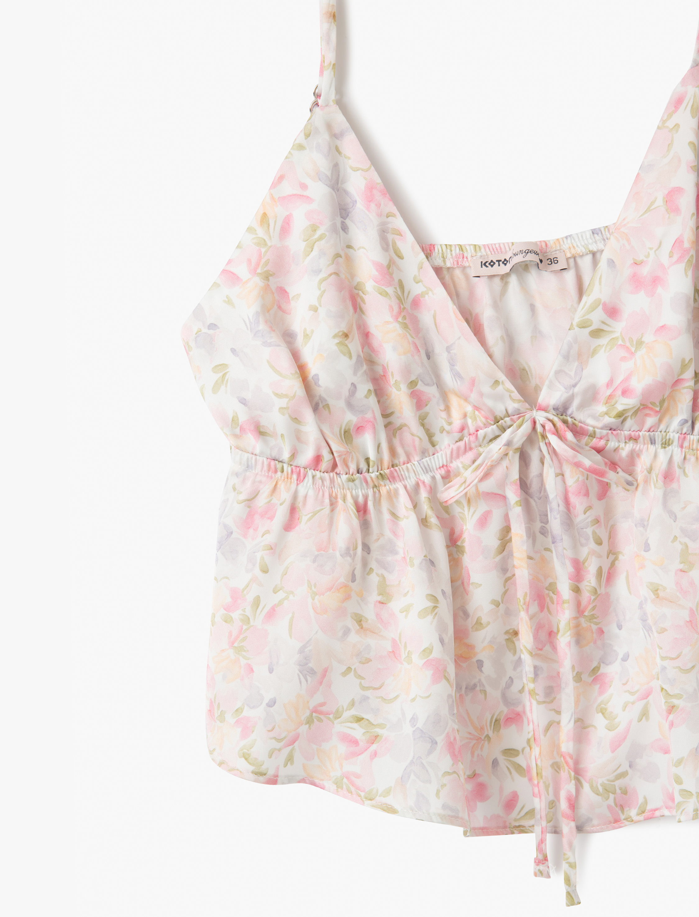 Fiyonk Detaylı Rahat Kalıp Çiçekli İnce Askılı Pijama Üstü