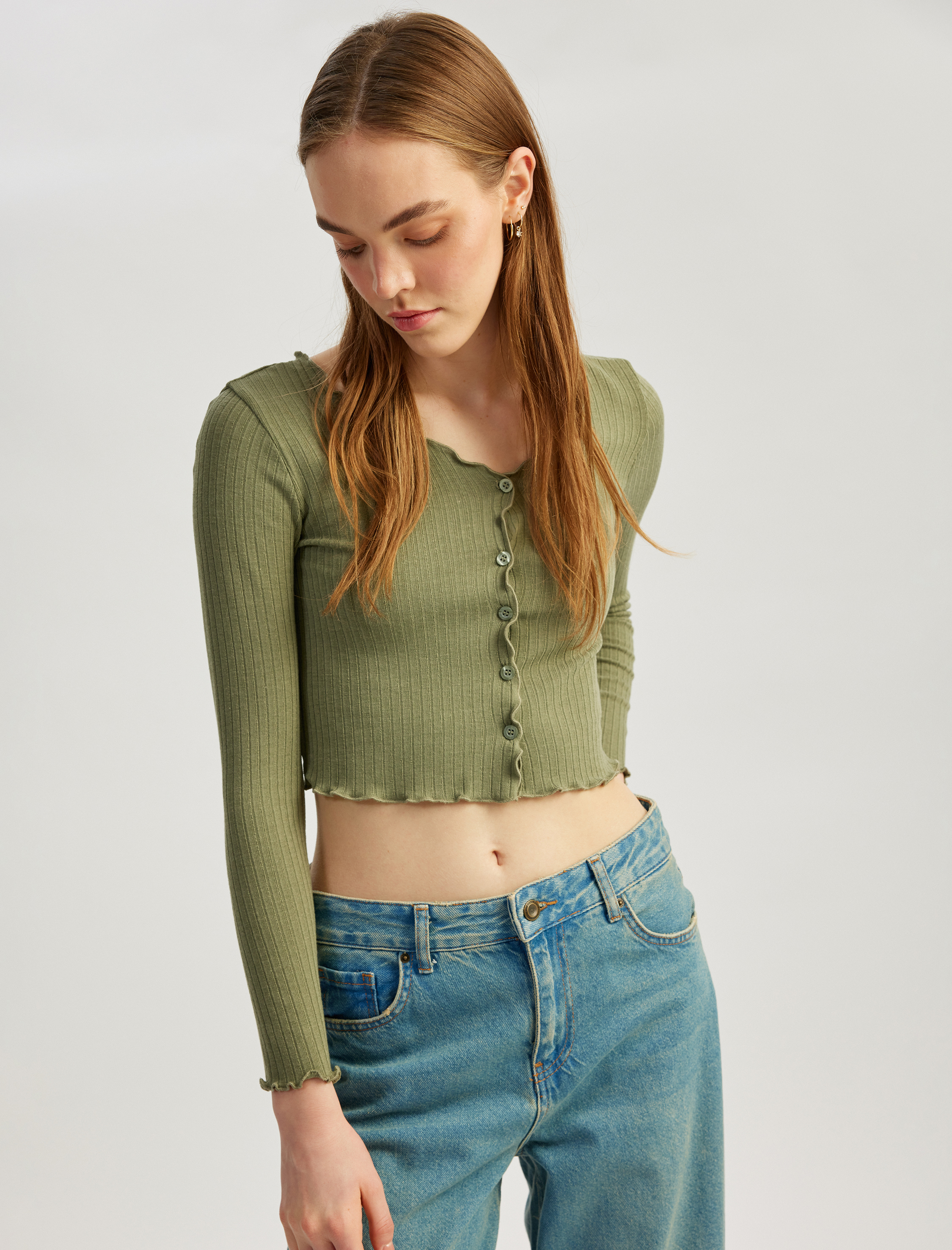 Koton Kadın Düğmeli Uzun Kollu Bisiklet Yaka Crop Slim Fit Tişört -1