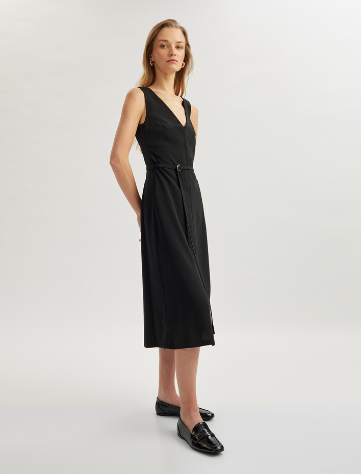  Krep Kumaş Kolsuz Cepli Kemerli Slim Fit A Kesim Midi Boy V Yaka Elbise