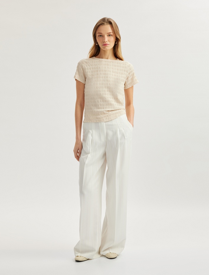  Slim Fit Kısa Kollu Bisiklet Yaka Dokulu Tişört