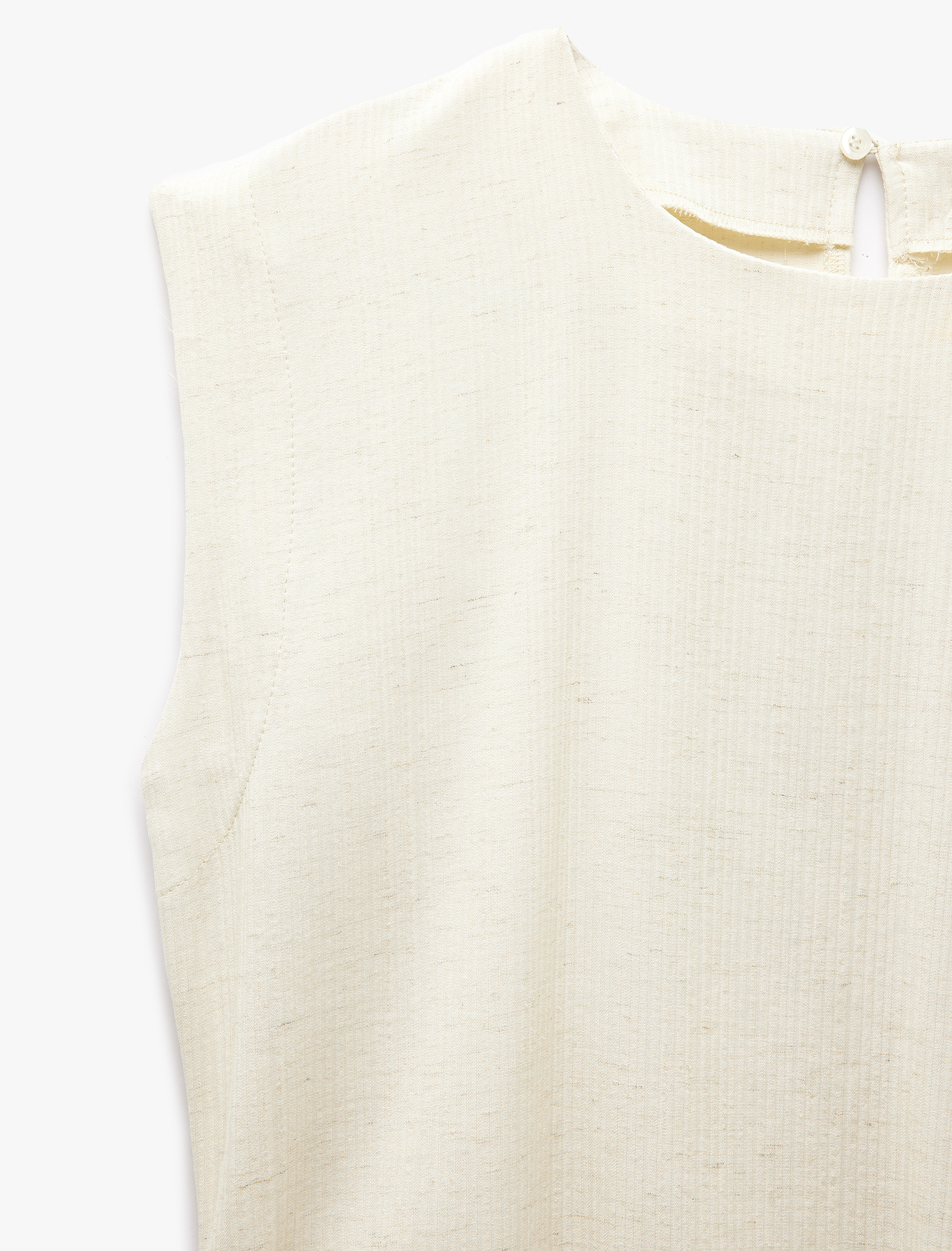   İnce Kuşak Detaylı Bisiklet Yaka Kolsuz Vatkalı Piliseli Bluz