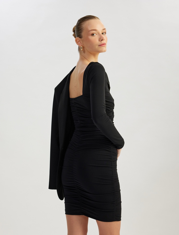  Drapeli Slim Fit Uzun Kollu Mini Kare Yaka Elbise