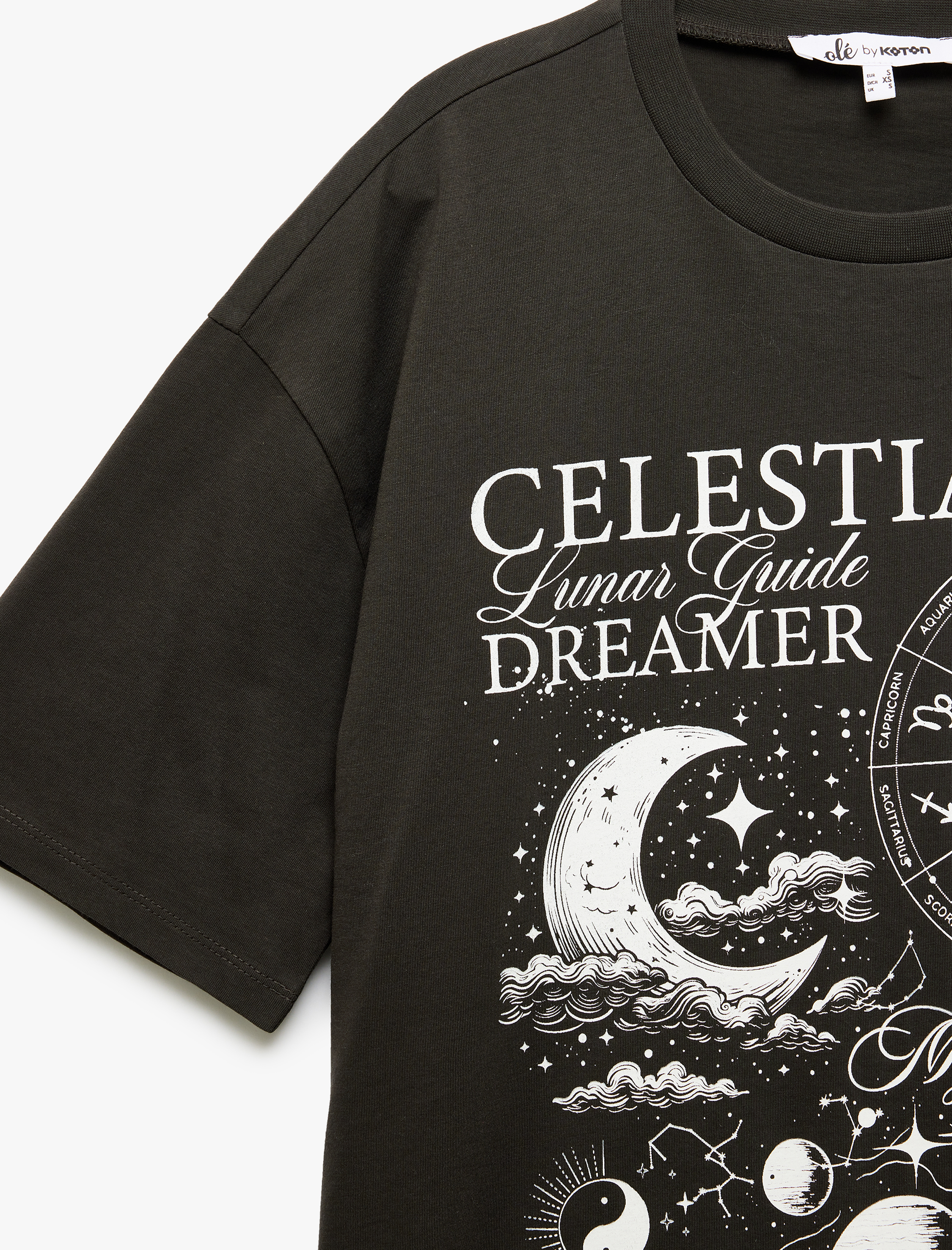   Arkası Baskılı Uzay Temalı Bisiklet Yaka Kısa Kollu Oversize Tişört