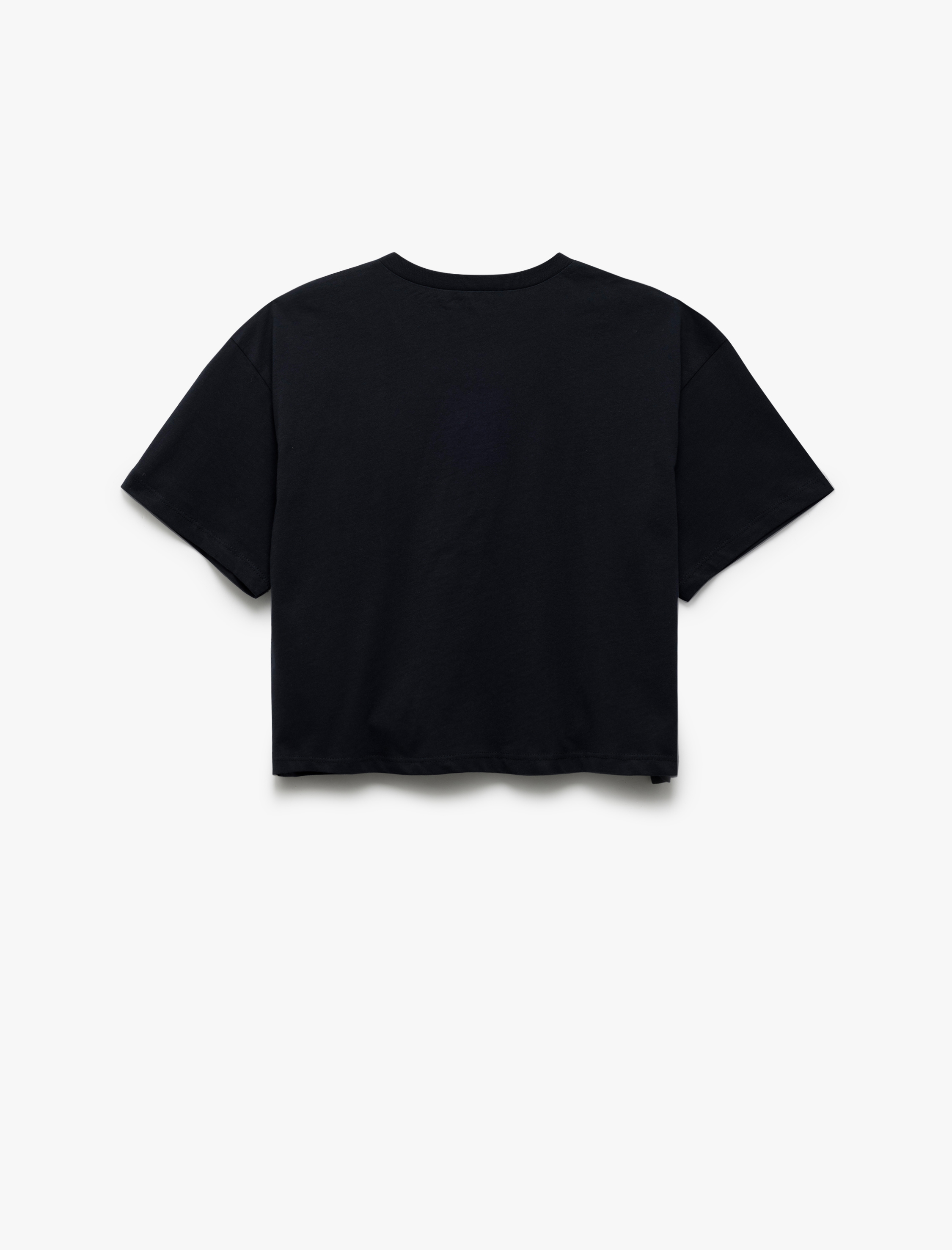   Kısa Kollu Bisiklet Yaka Baskılı Oversize Crop Tişört