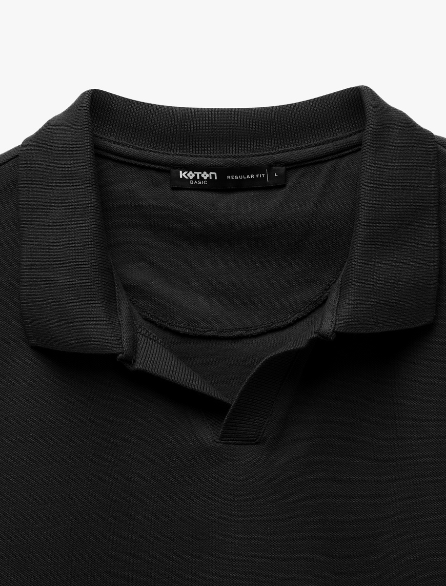   Pamuklu Pike Kumaş Kısa Kollu Regular Fit V Yaka Polo Tişört