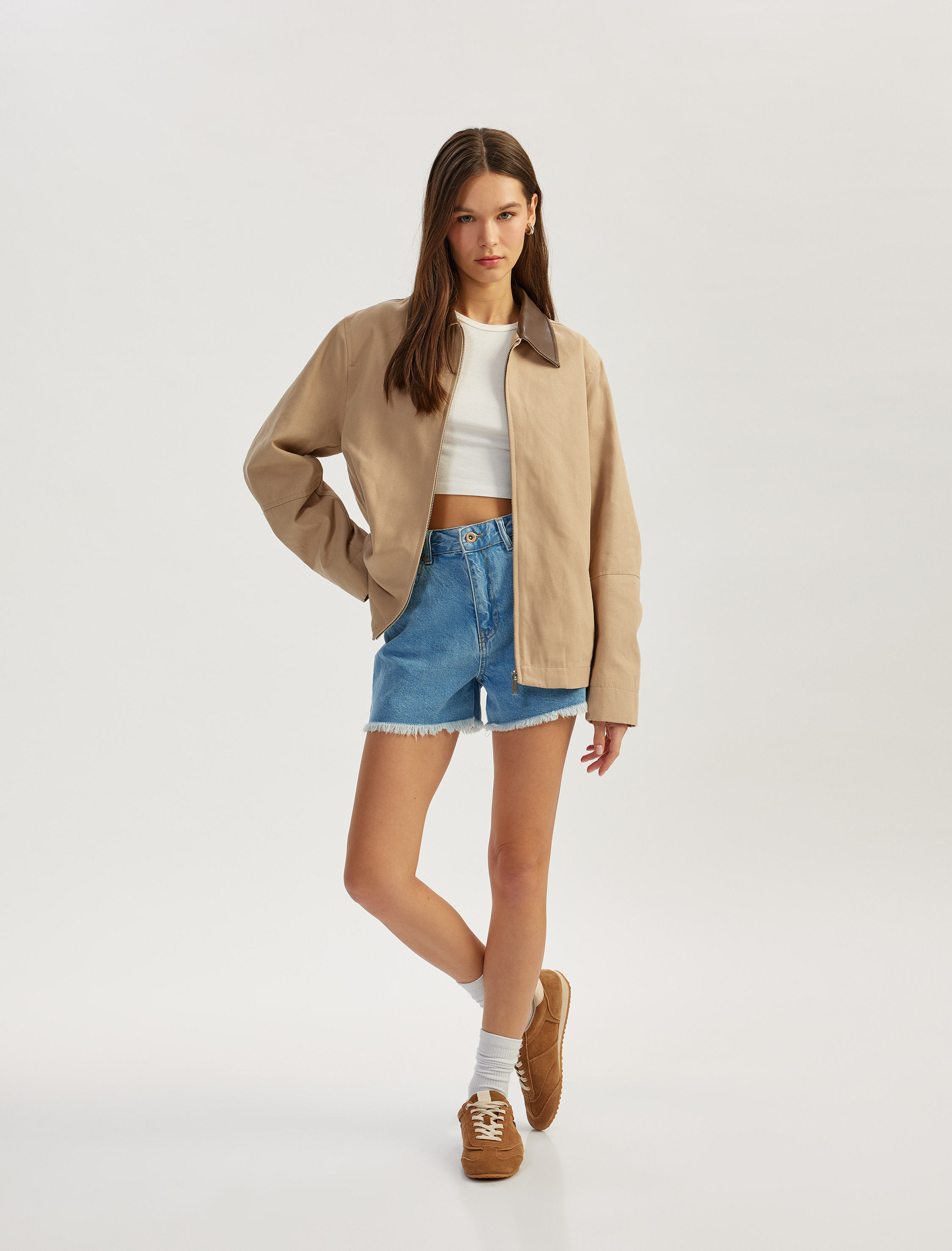   Düğmeli Pis Paça Cep Detaylı Rahat Kalıp Denim Şort