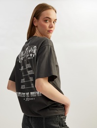 Arkası Baskılı Bisiklet Yaka Kısa Kollu Oversize Tişört