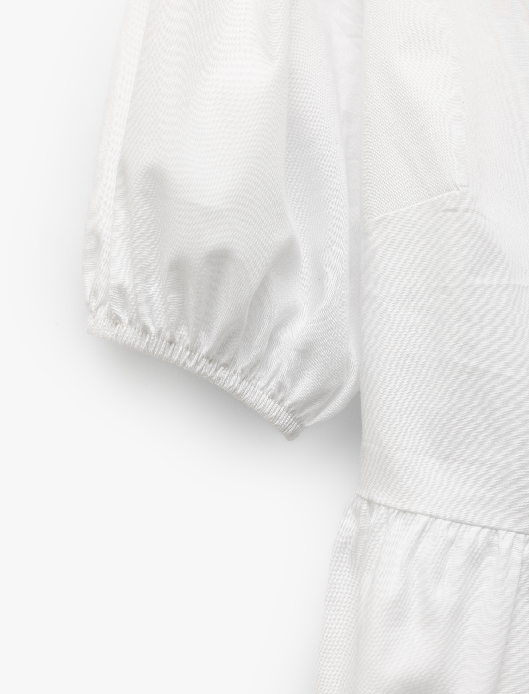   Pamuklu Önden Fiyonk Bağlamalı Kısa Balon Kollu Oversize Poplin Bluz