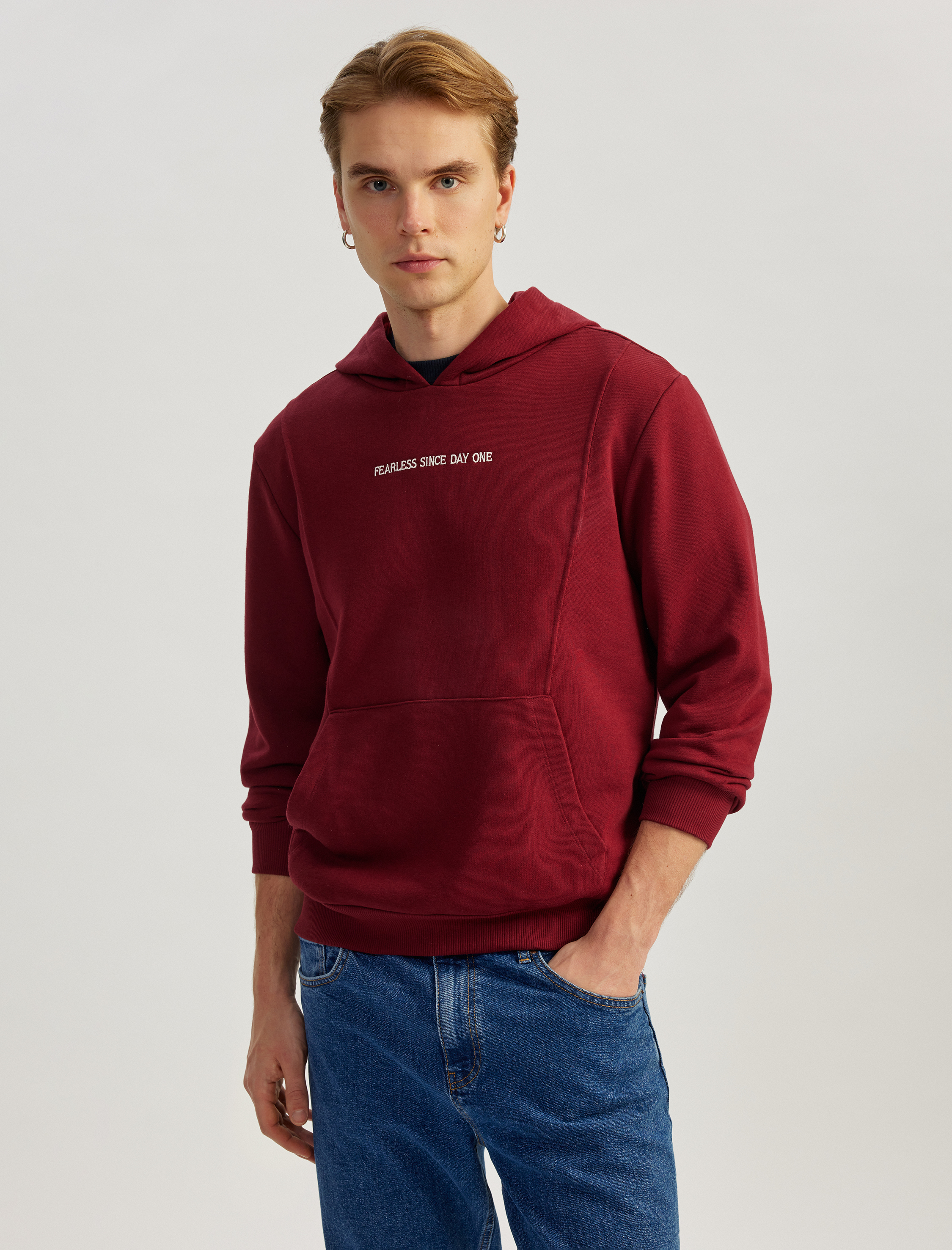   Uzun Kollu Pamuk Karışımlı Kapşonlu Cepli Slogan Baskılı Hoodie