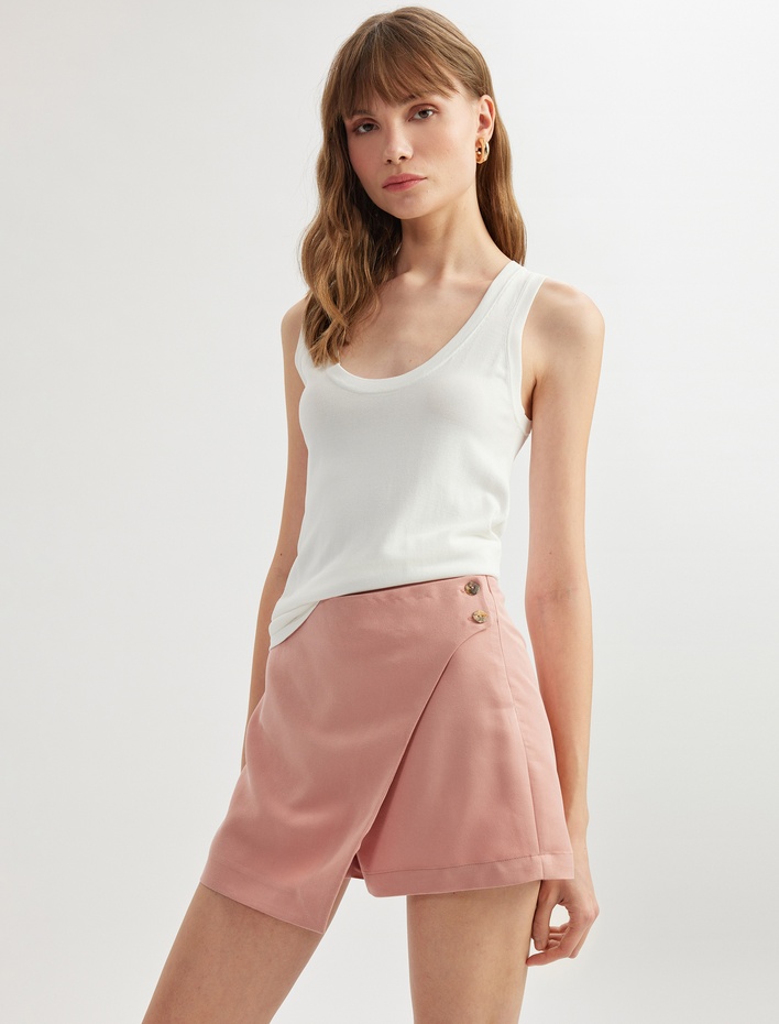  Düğme Detaylı Asimetrik Kruvaze Modal Şort Etek