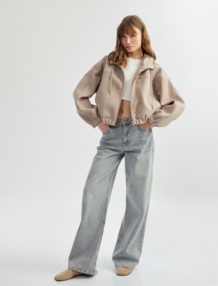  Kaşe Dokulu Cepli Fermuarlı Kapüşonlu Crop Bomber Ceket