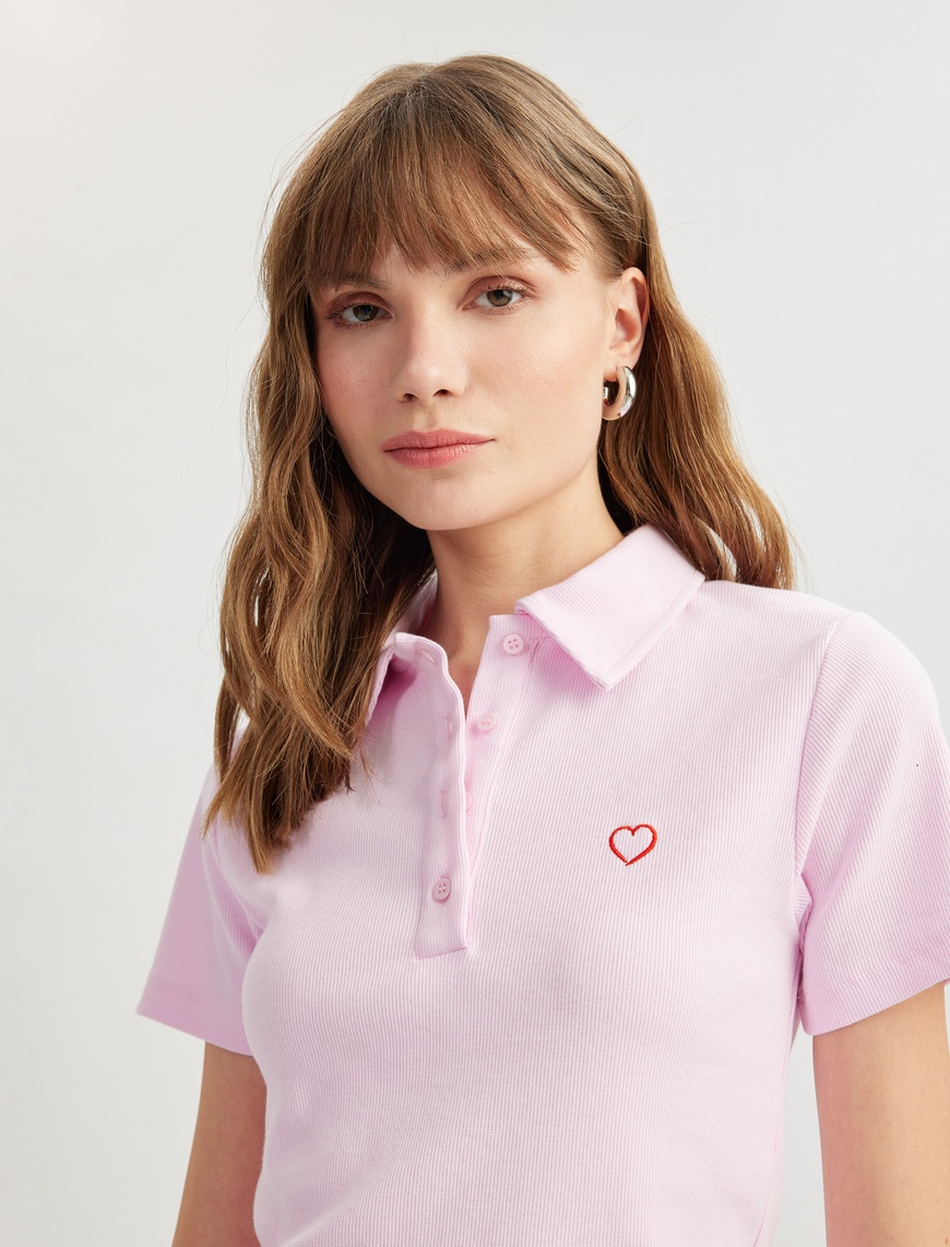   Pamuklu Slim Fit Kısa Kollu Düğmeli Kalpli Polo Yaka Tişört