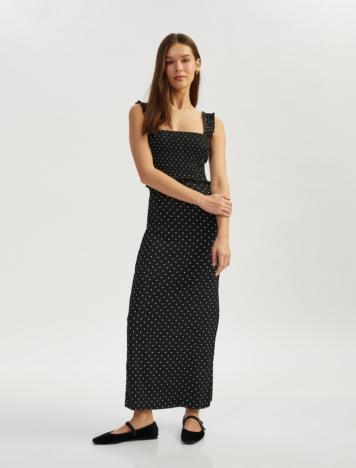  Kare Yaka Yırtmaç Detaylı Kalın Askılı Gipeli Puantiyeli Midi Elbise Bürümcük