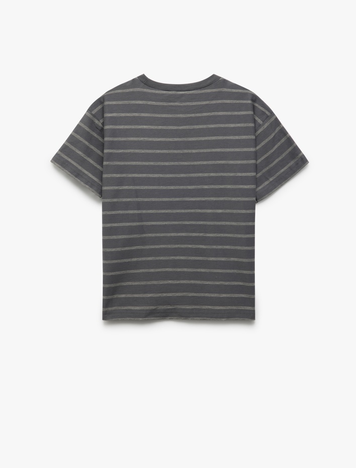 Erkek Çocuk Pamuklu Bisiklet Yaka Kısa Kollu Oversize Çizgili Tişört