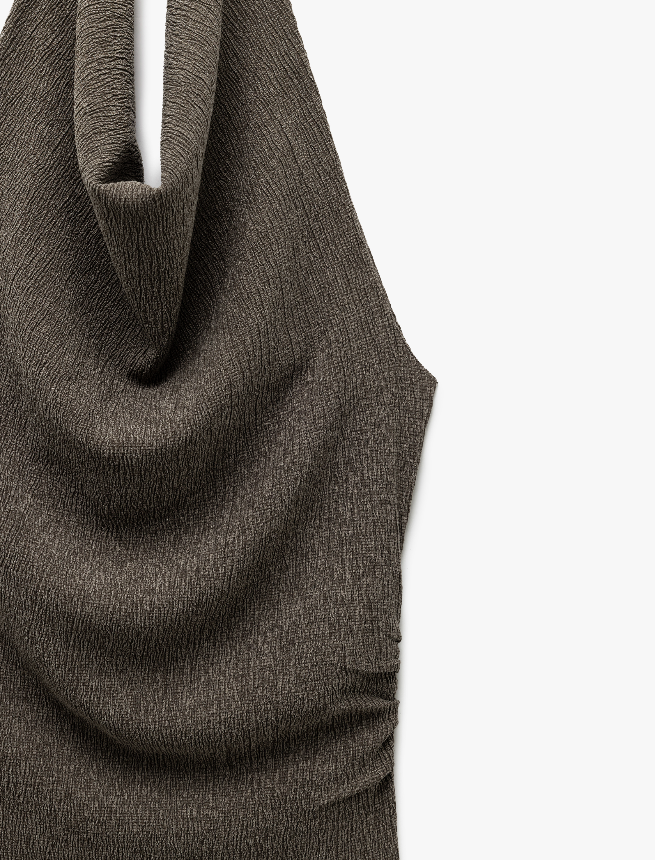   Kolsuz Dokulu Halter Yaka Bluz