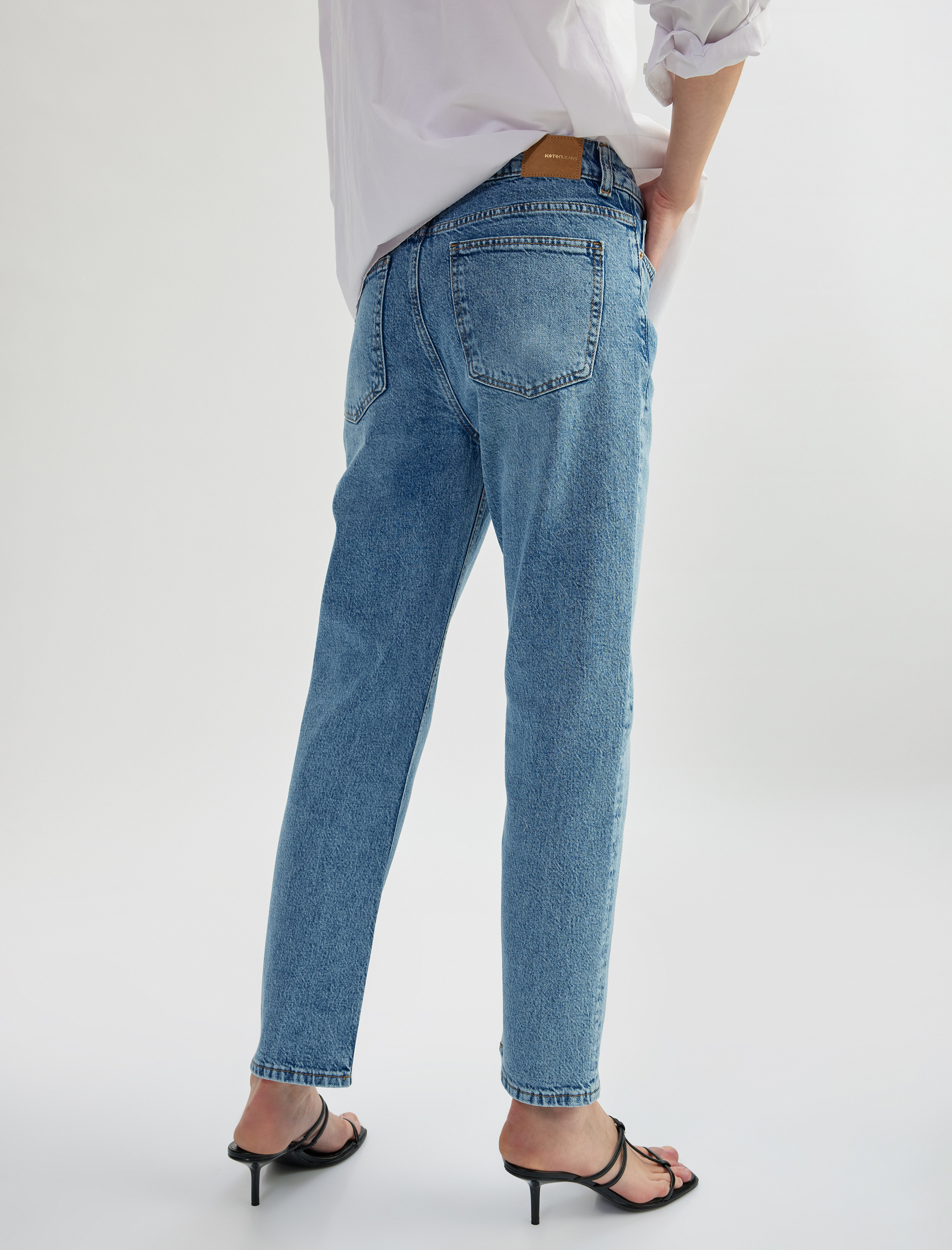   Pamuklu Slim Fit Düğmeli Düz Paça Denim Pantolon - Slim Fit Jeans