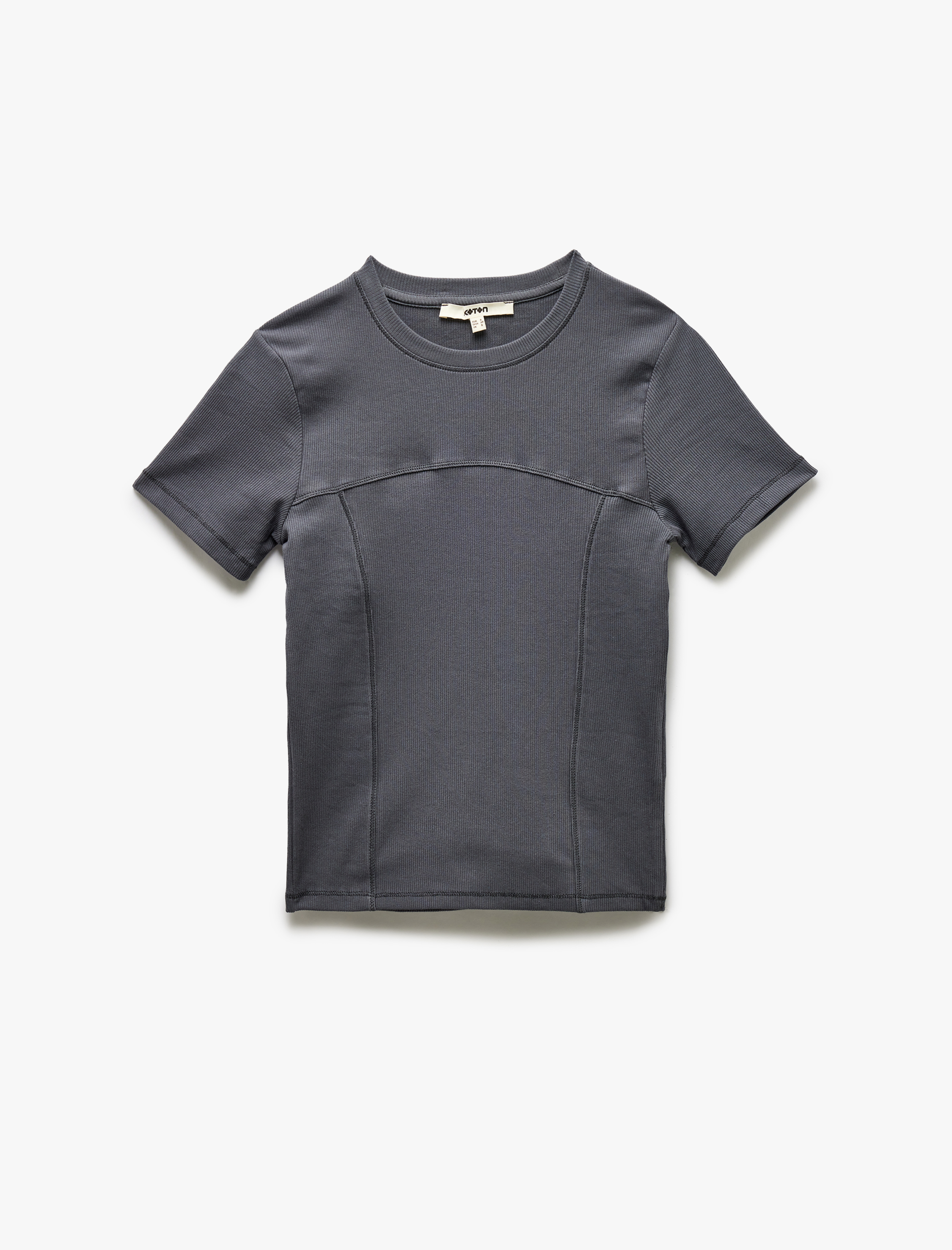   Pamuklu Dikiş Detaylı Bisiklet Yaka Kısa Kollu Tişört