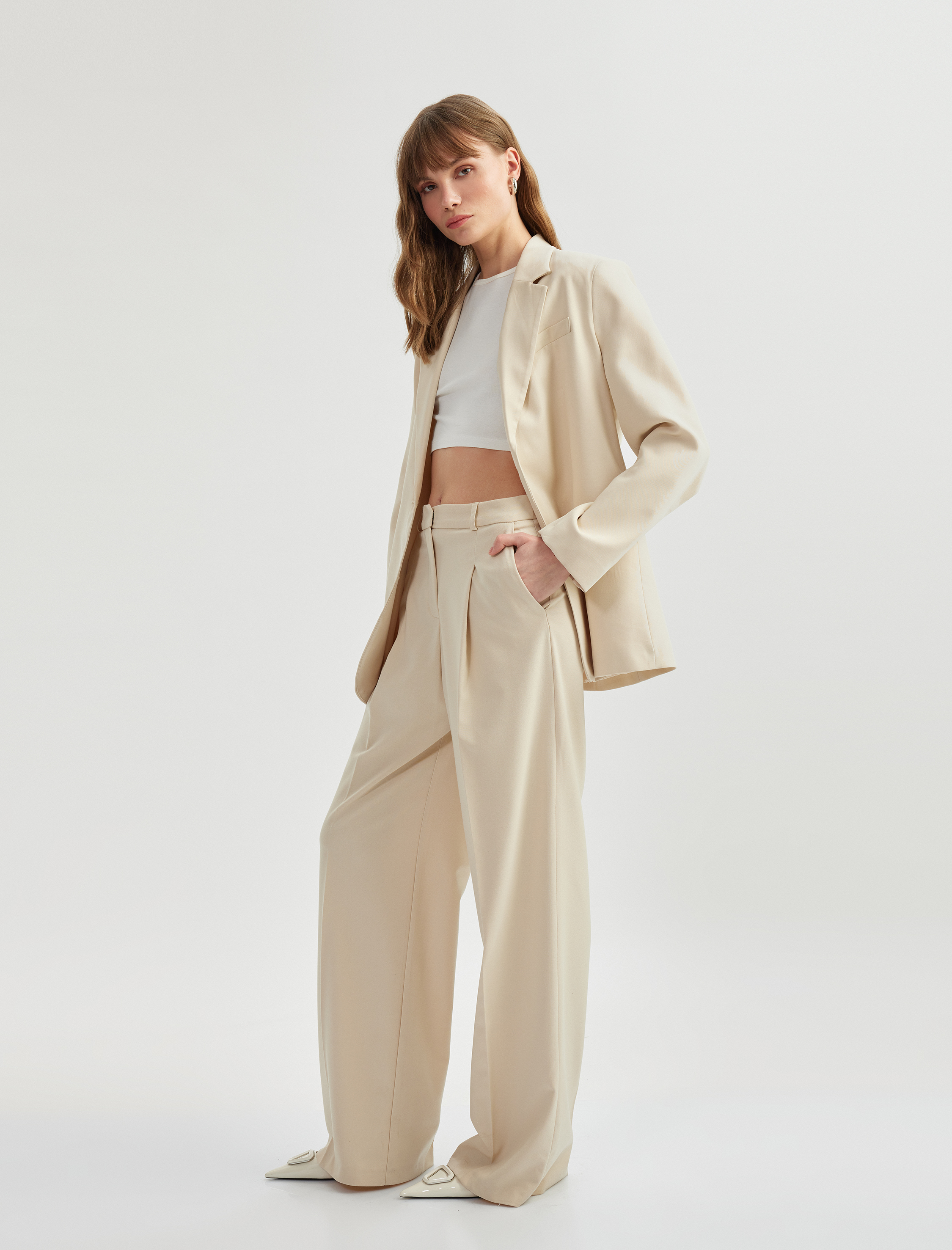 Cepli Yüksek Bel Pile Detaylı Geniş Paça Kumaş Pantolon