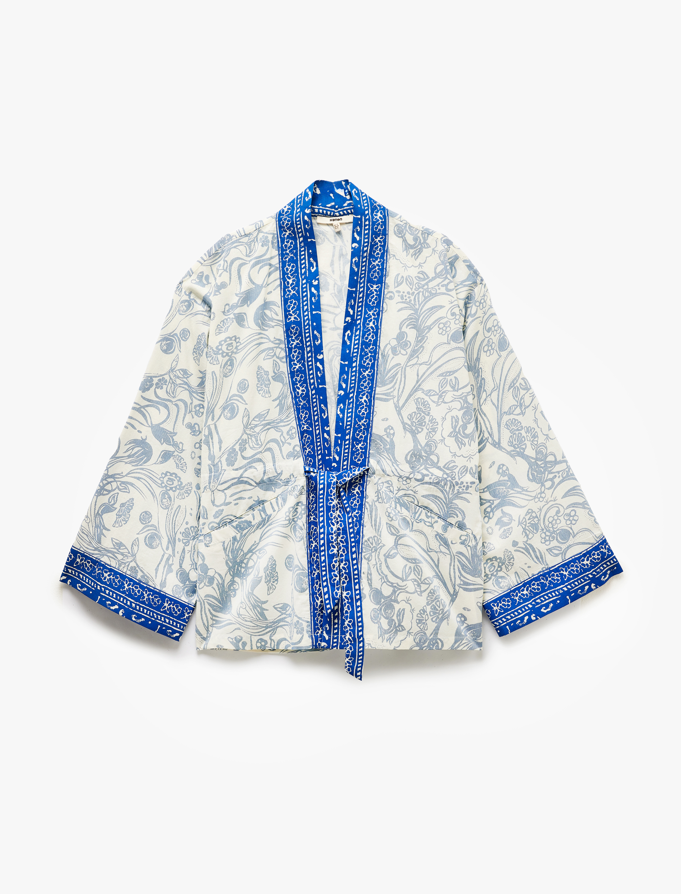   Pamuklu Cepli Bağlama Detaylı 3/4 Geniş Kollu Çiçekli Kimono