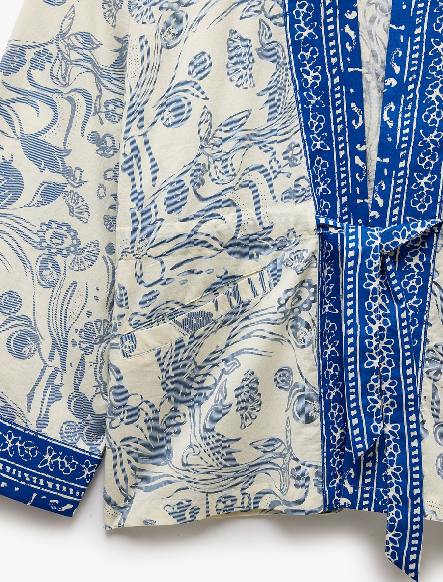   Pamuklu Cepli Bağlama Detaylı 3/4 Geniş Kollu Çiçekli Kimono