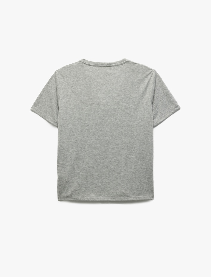  Baskılı Kısa Kollu V Yaka Kadın Tişört