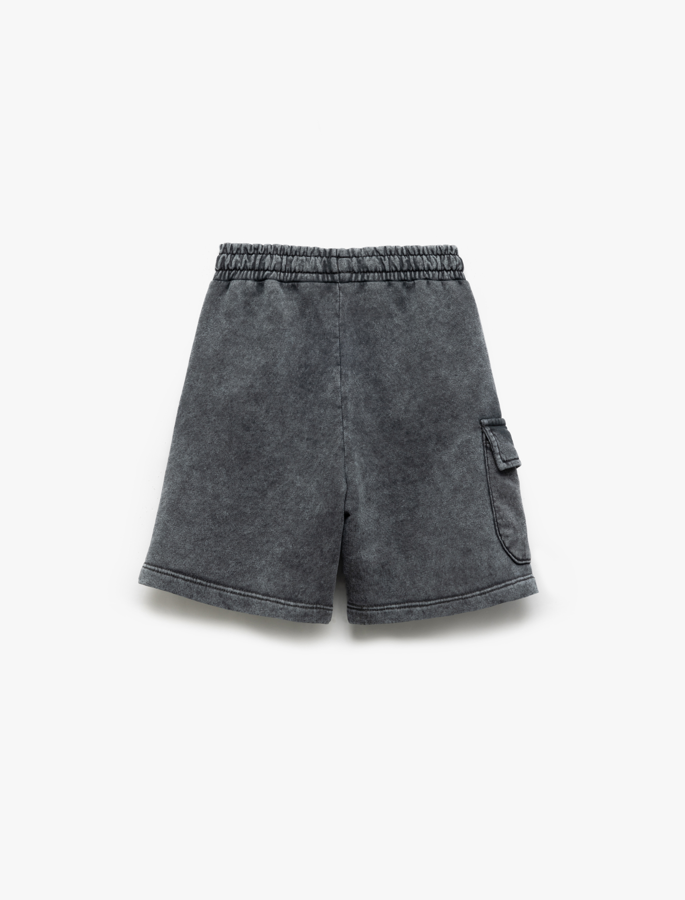  Erkek Çocuk Pamuklu Kapaklı Cep Detaylı Beli Lastikli Şort