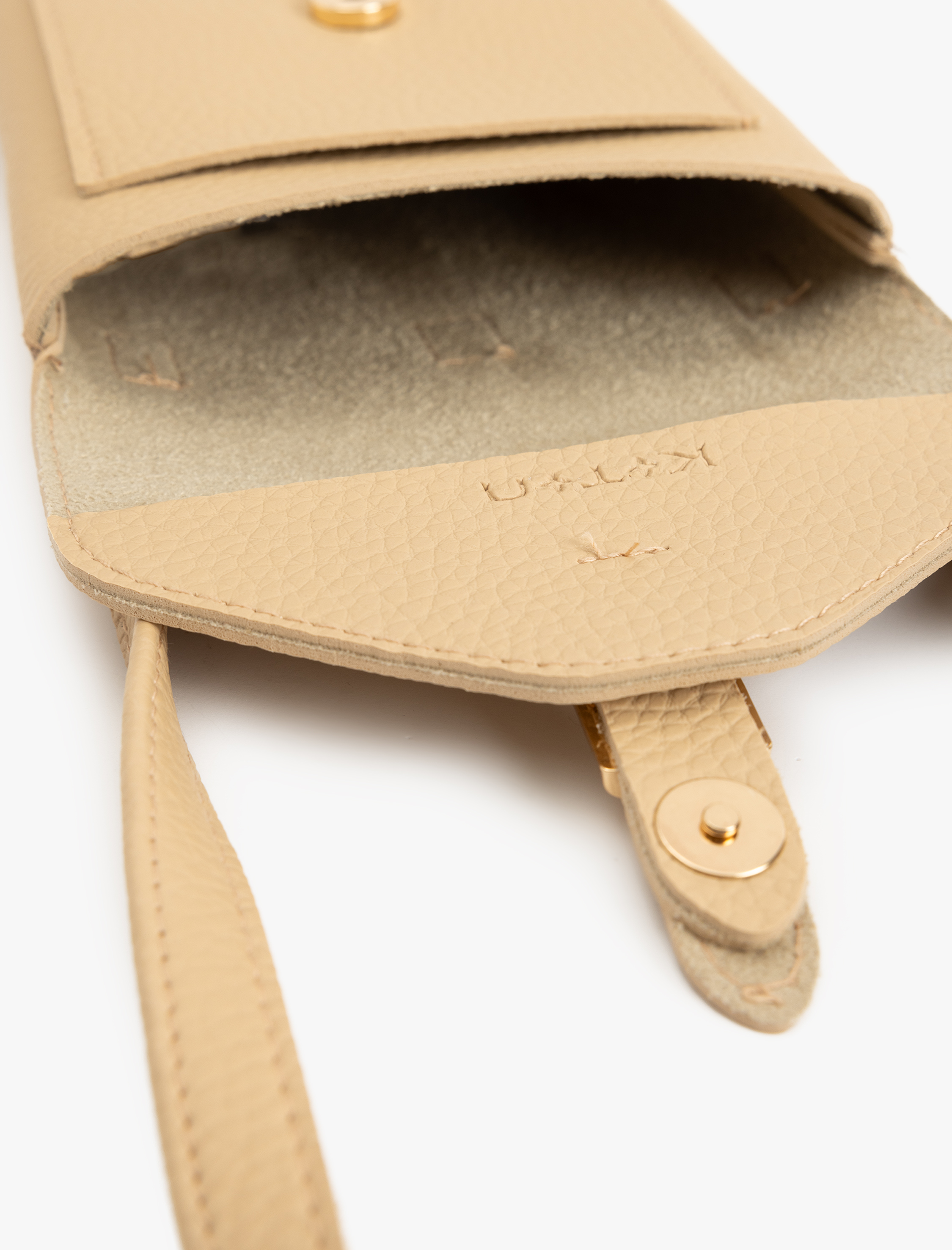  Kadın Suni Deri Askılı Metal Aksesuarlı Çapraz Çanta