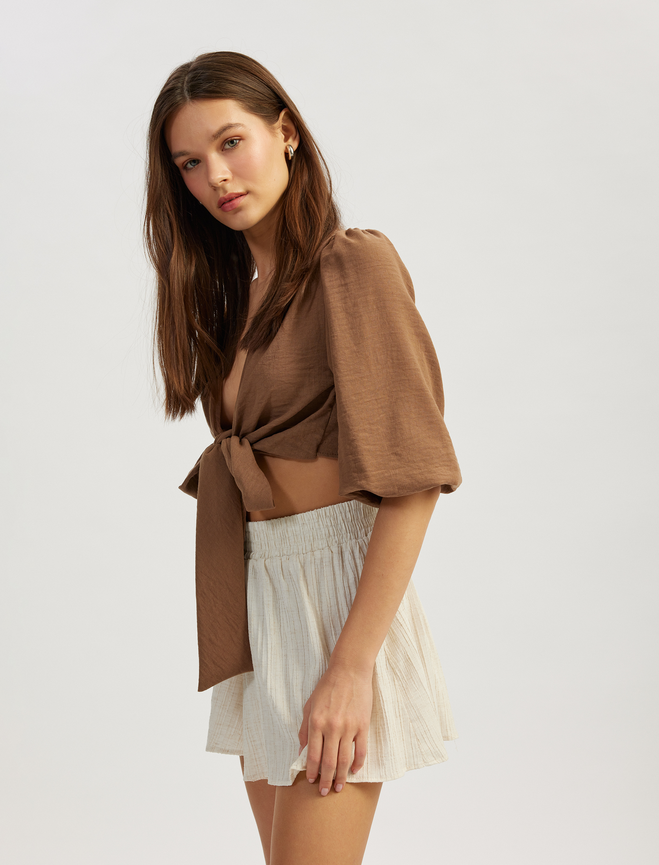   Viskon Karışımlı Beli Lastikli Rahat Kalıp Mini Şort