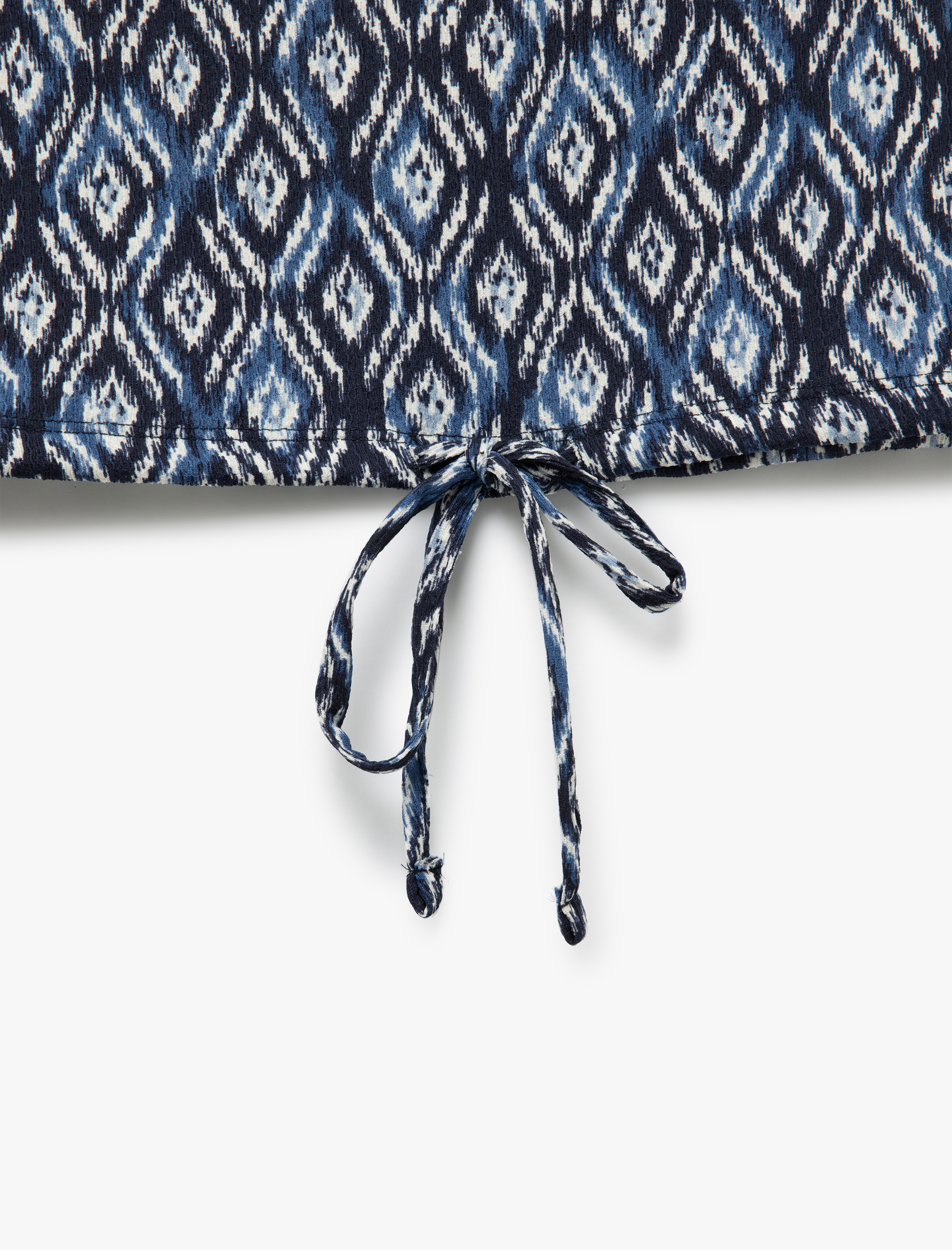   Desenli Bisiklet Yaka Bağcık Detaylı Kolsuz Crop Üst Bürümcük