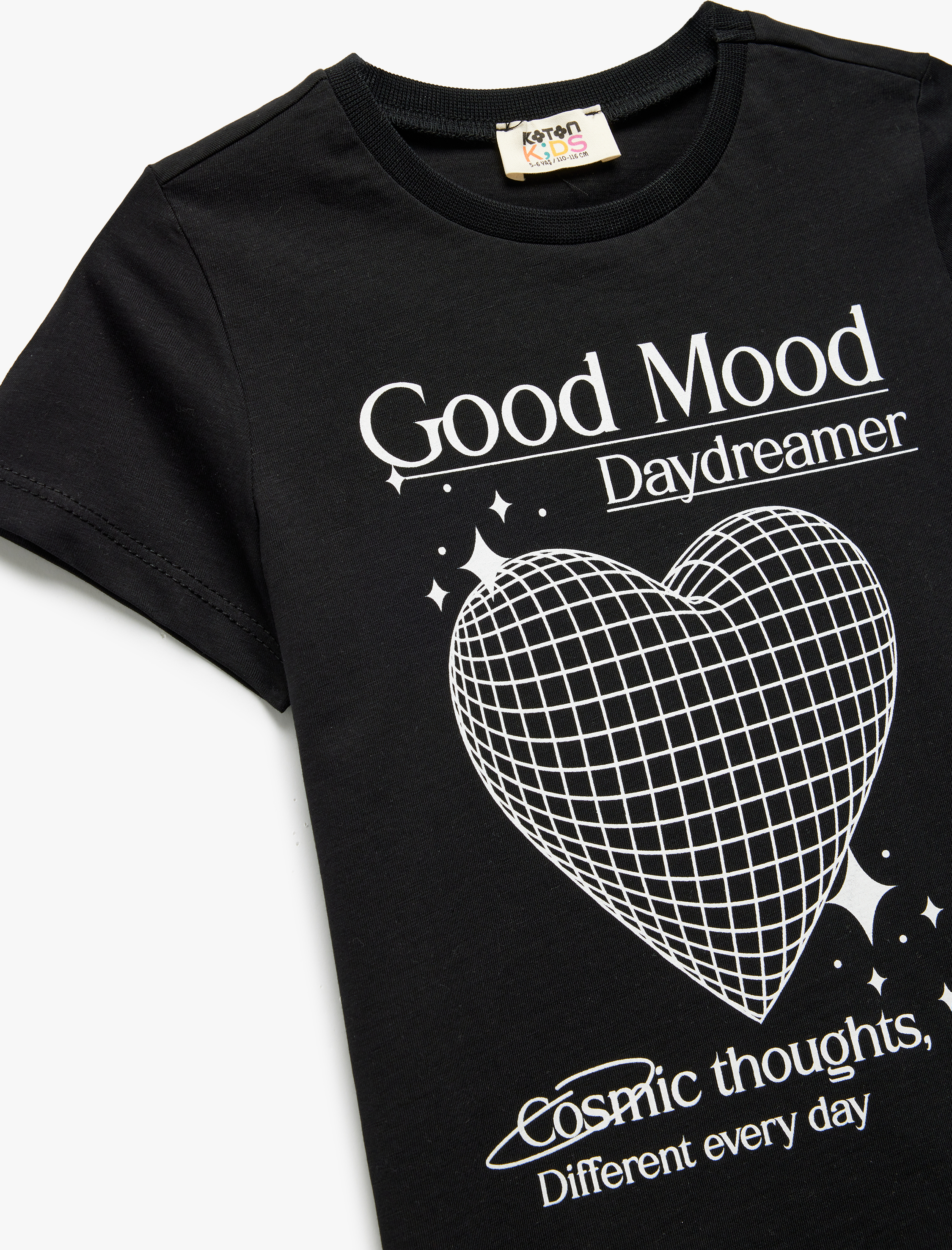  Kız Çocuk Pamuklu Kısa Kollu Bisiklet Yaka Kalp Baskılı Tişört