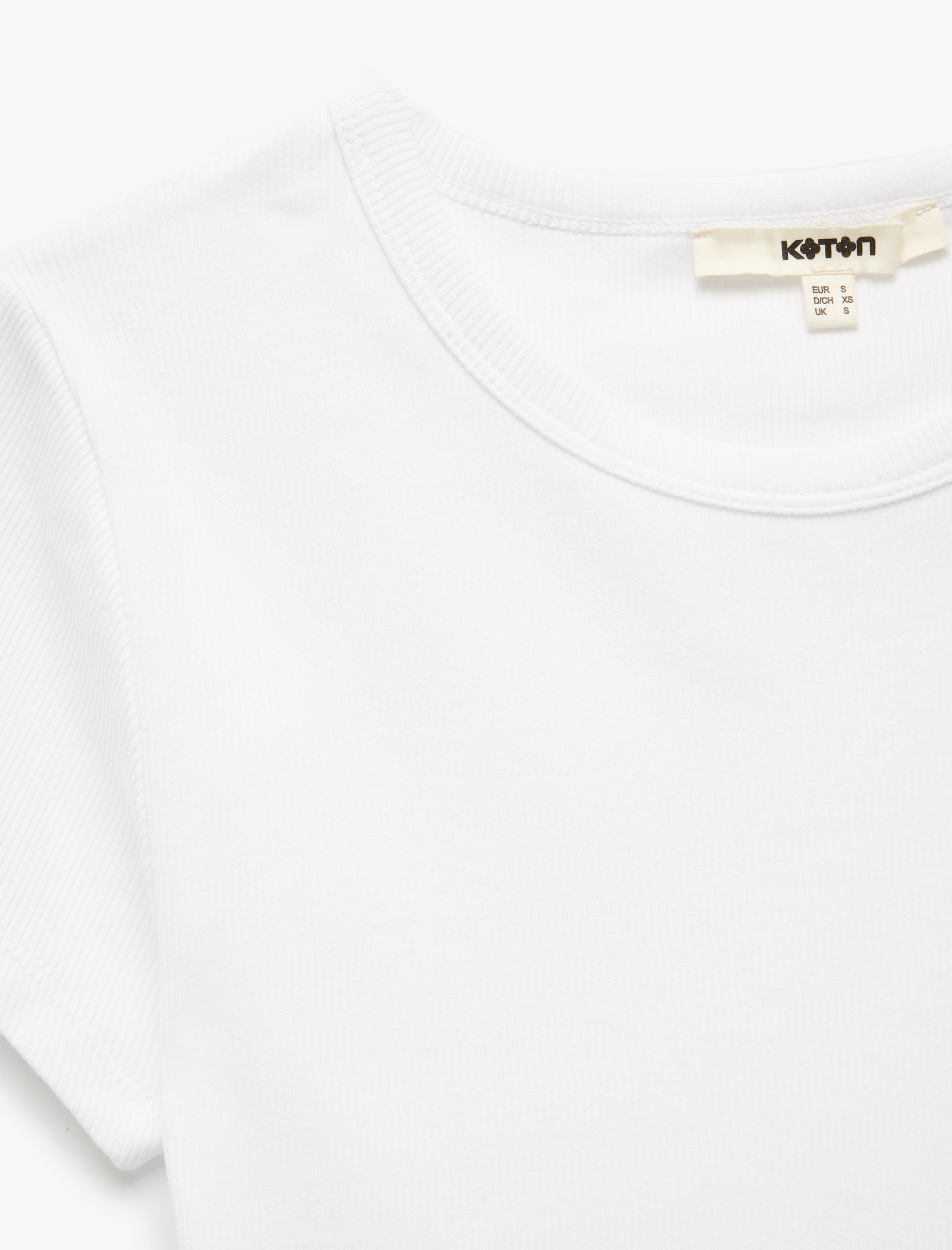 Slim Fit Pamuklu Kısa Kollu Bisiklet Yaka Kadın Basic Tişört