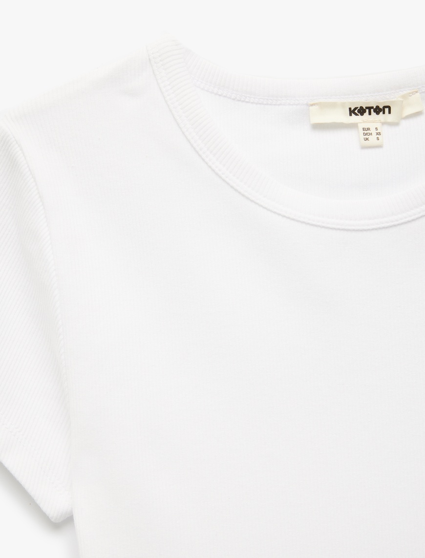   Slim Fit Pamuklu Kısa Kollu Bisiklet Yaka Kadın Basic Tişört