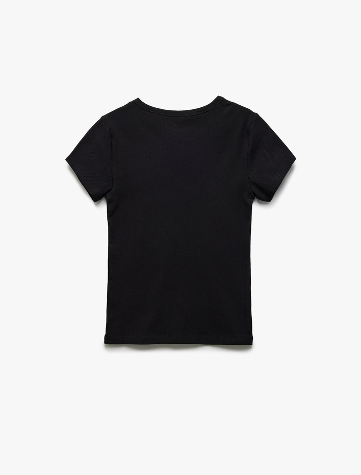  Slim Fit Pamuklu Kısa Kollu Bisiklet Yaka Kadın Basic Tişört