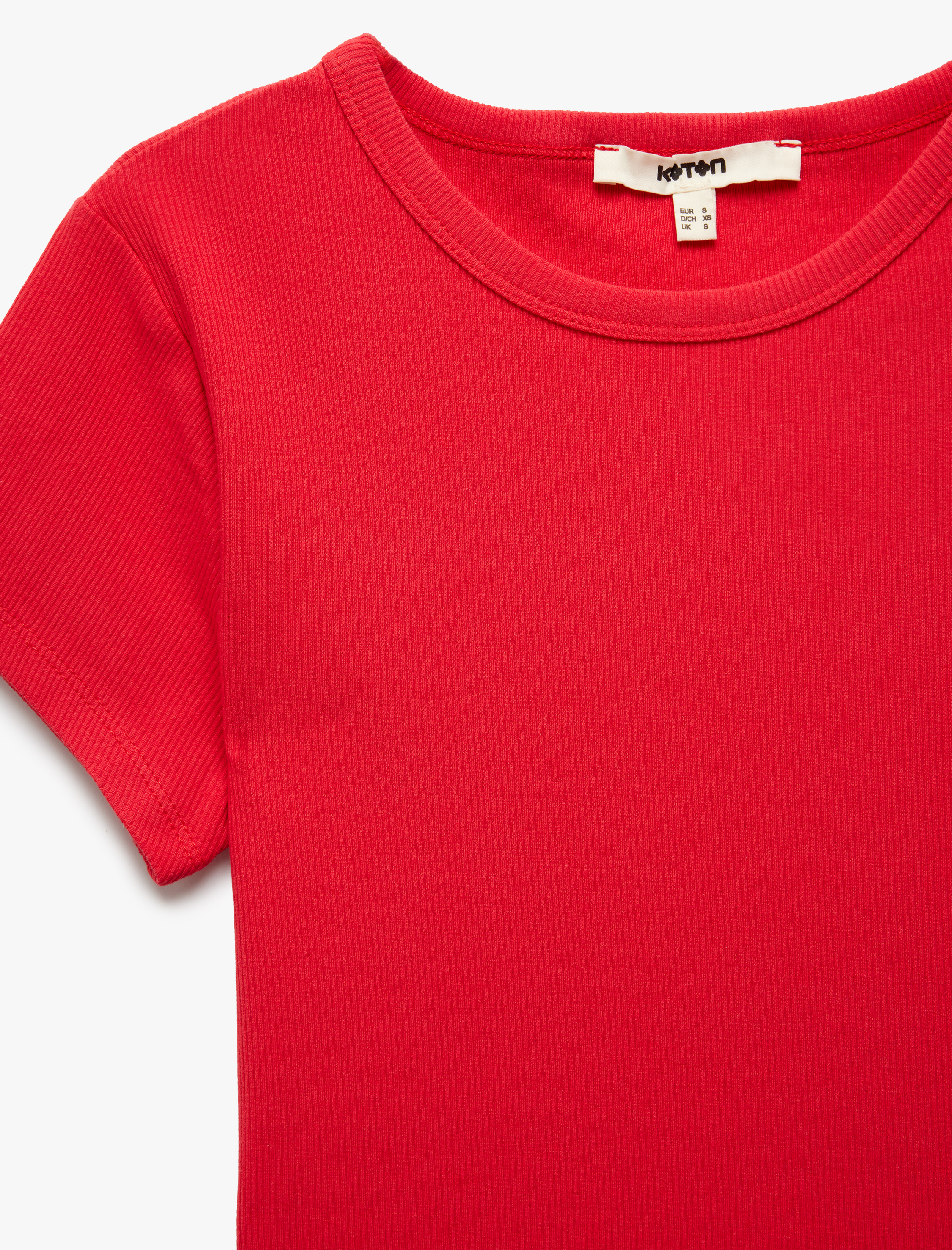 Slim Fit Pamuklu Kısa Kollu Bisiklet Yaka Kadın Basic Tişört