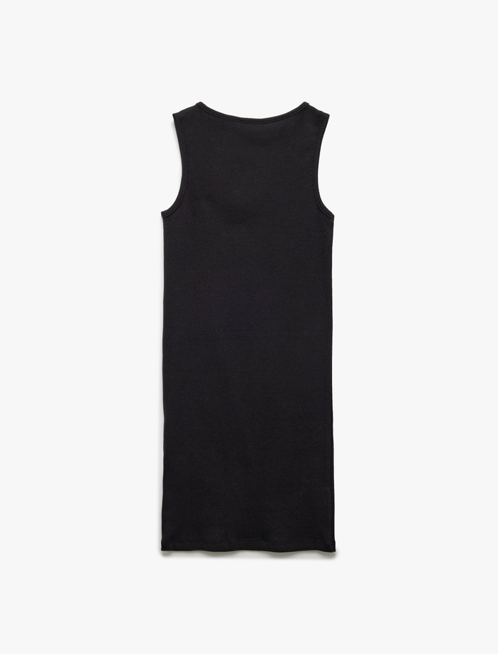 Kız Çocuk Pamuklu Kalp Pencere Detaylı Kısa Kollu Askılı Elbise