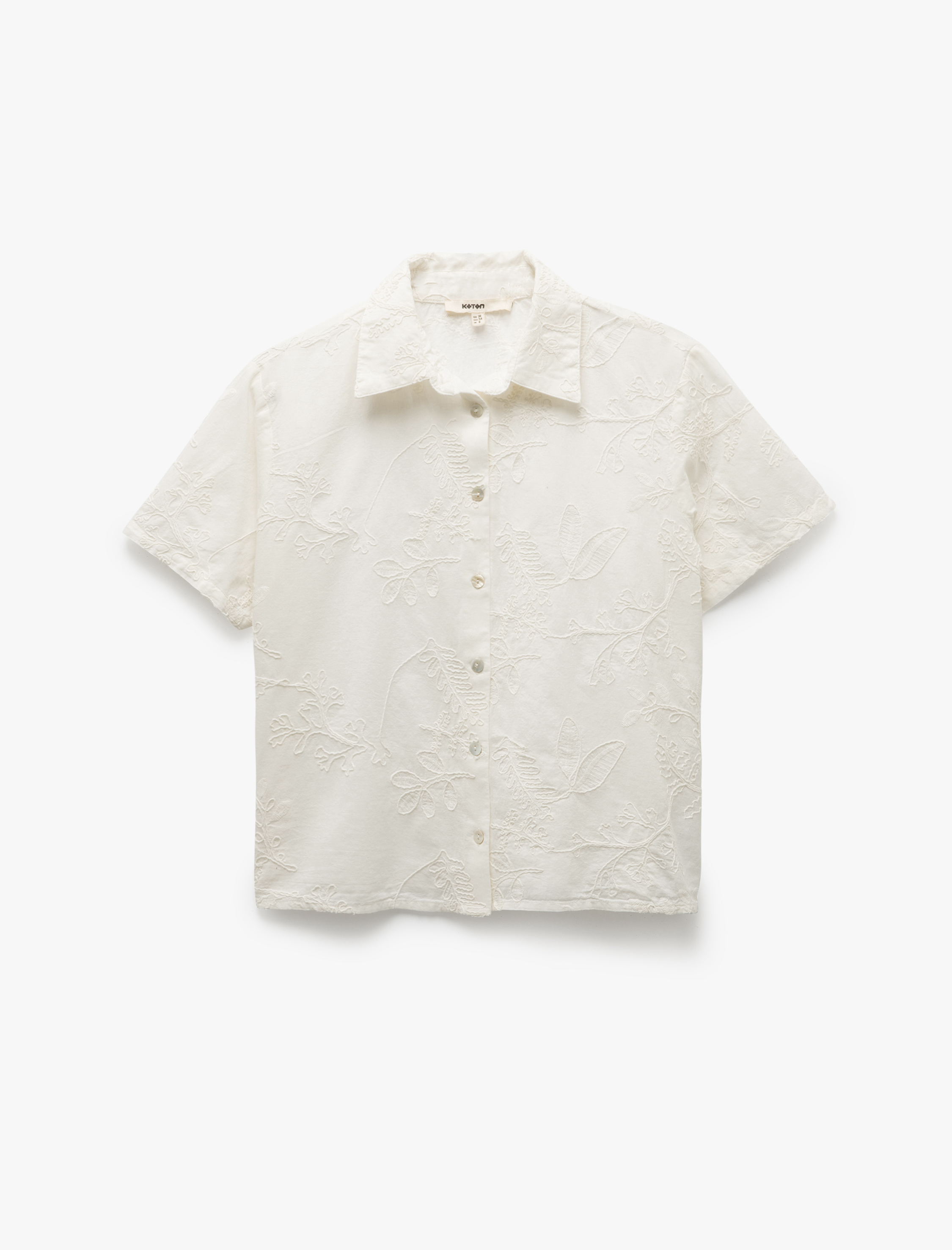   Pamuklu Düğmeli Kısa Kollu Floral İşlemeli Brodeli Gömlek