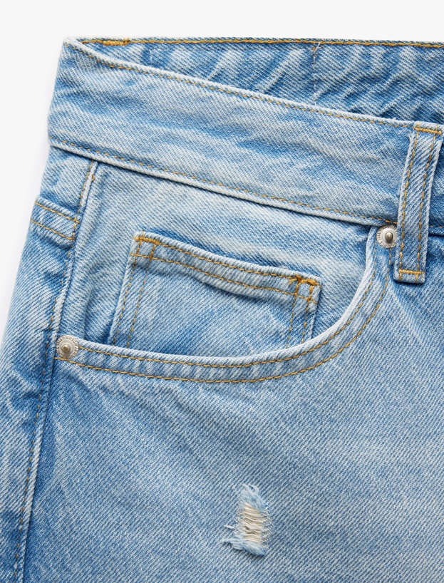 Pamuklu Yırtık Detaylı Bermuda Slim Fit Jean Şort_5
