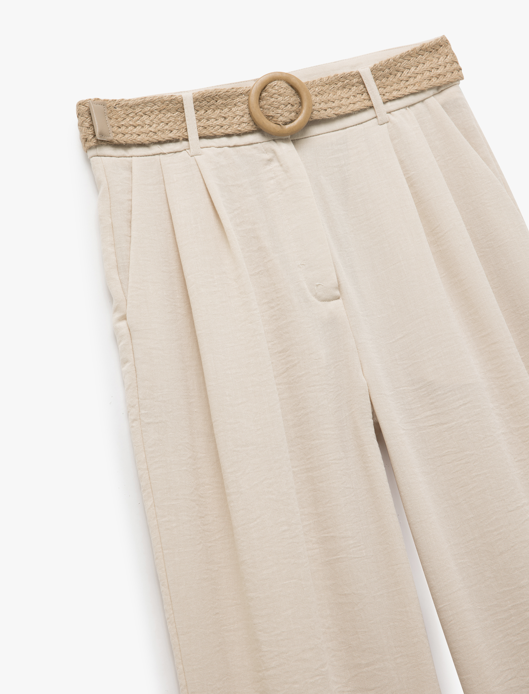   Kemer Detaylı Pileli Cepli Geniş Paça Pantolon