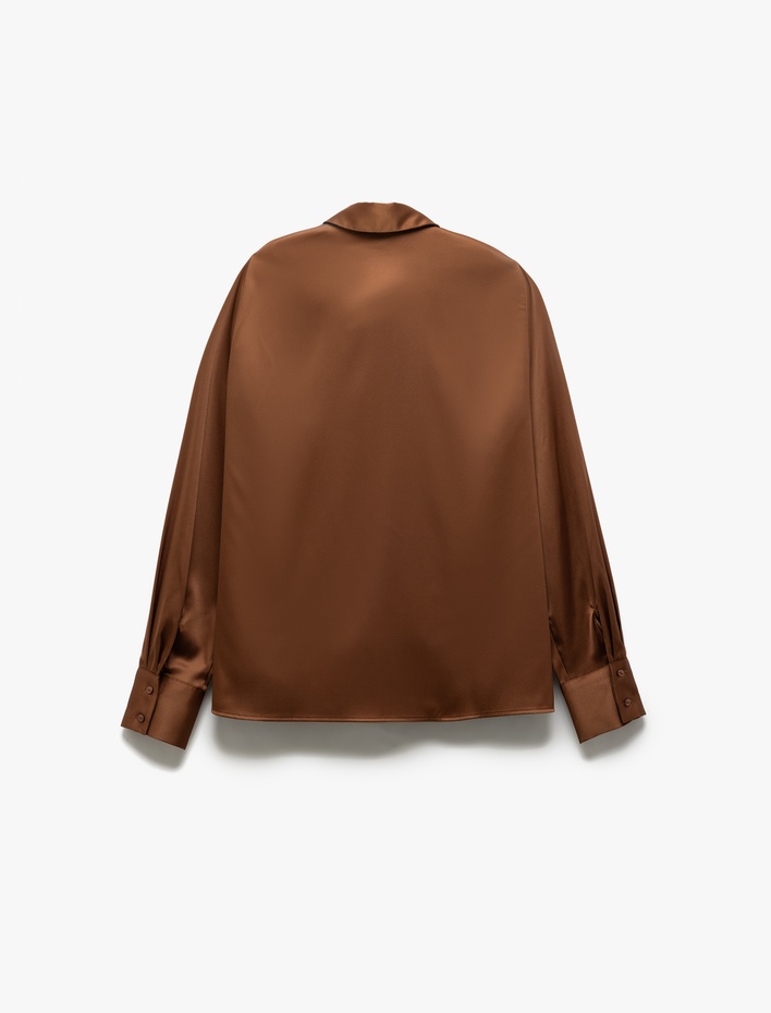  Klasik Yaka Uzun Kollu Düğmeli Saten Gömlek