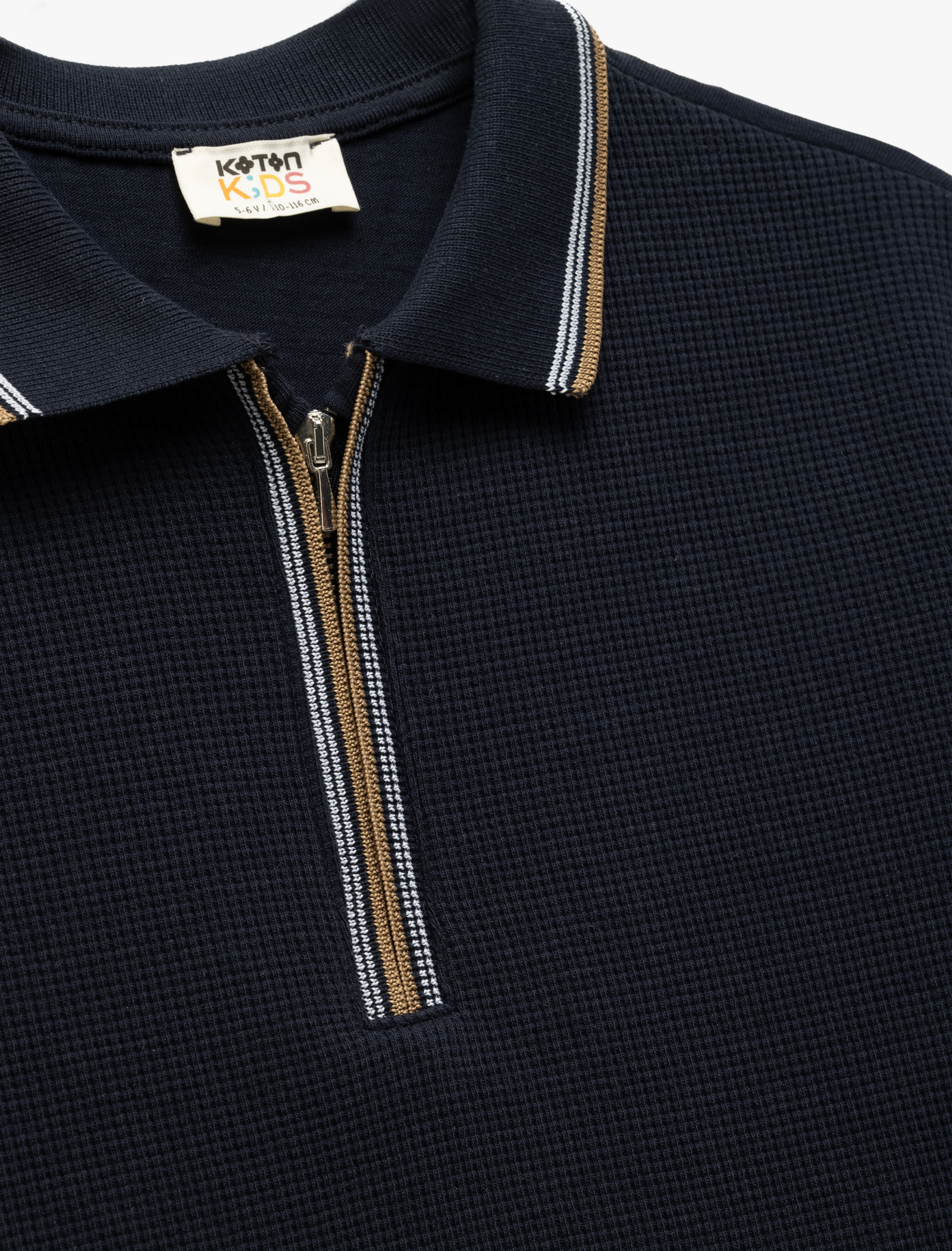  Erkek Çocuk Pamuklu Fermuar Detaylı Kısa Kollu Biyeli Polo Yaka Tişört