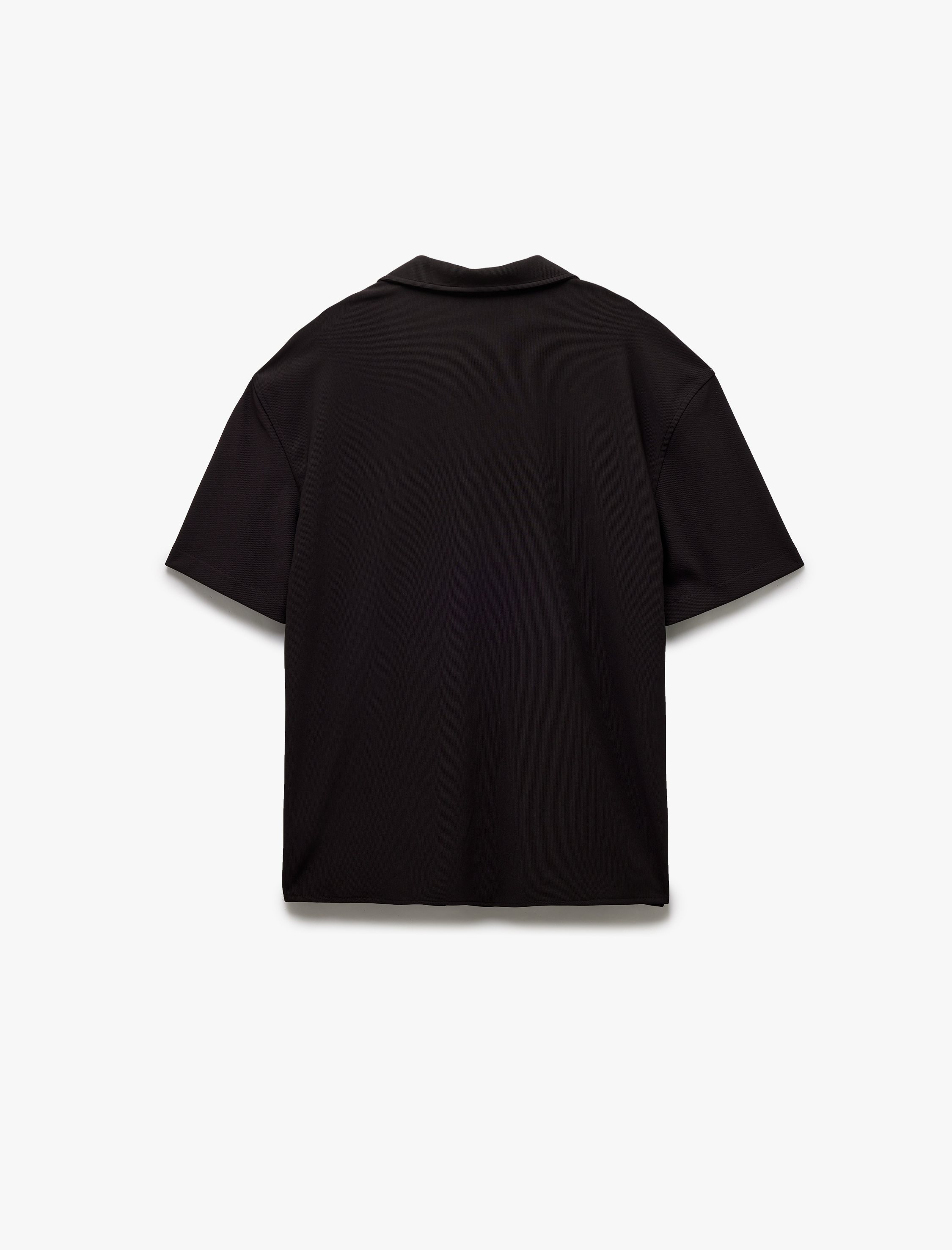   Düğmeli Devrik Yaka Regular Fit Klasik Kısa Kollu Gömlek