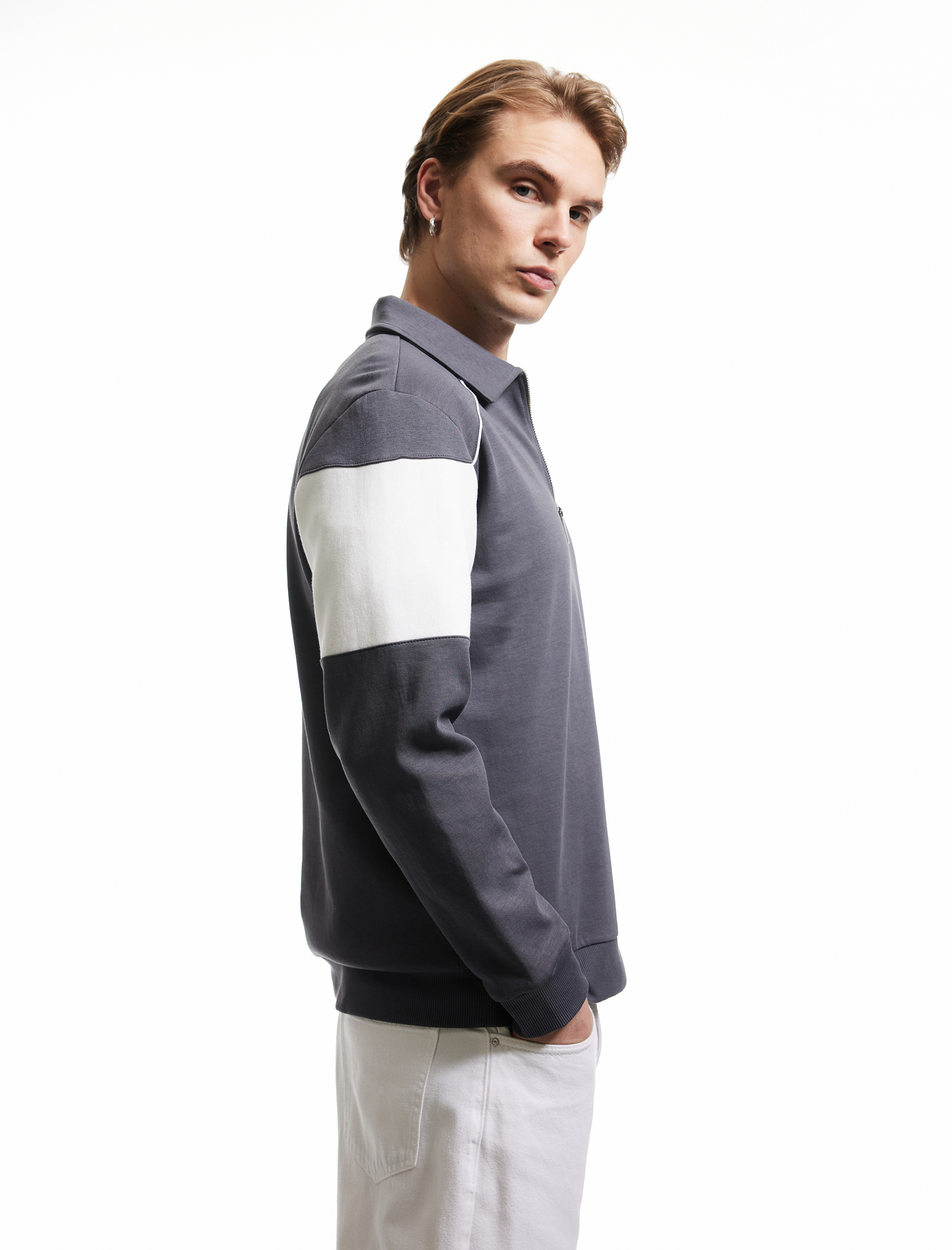 Koton Erkek Pamuklu Renk Bloklu Uzun Kollu Yarım Fermuarlı Sweatshirt -1