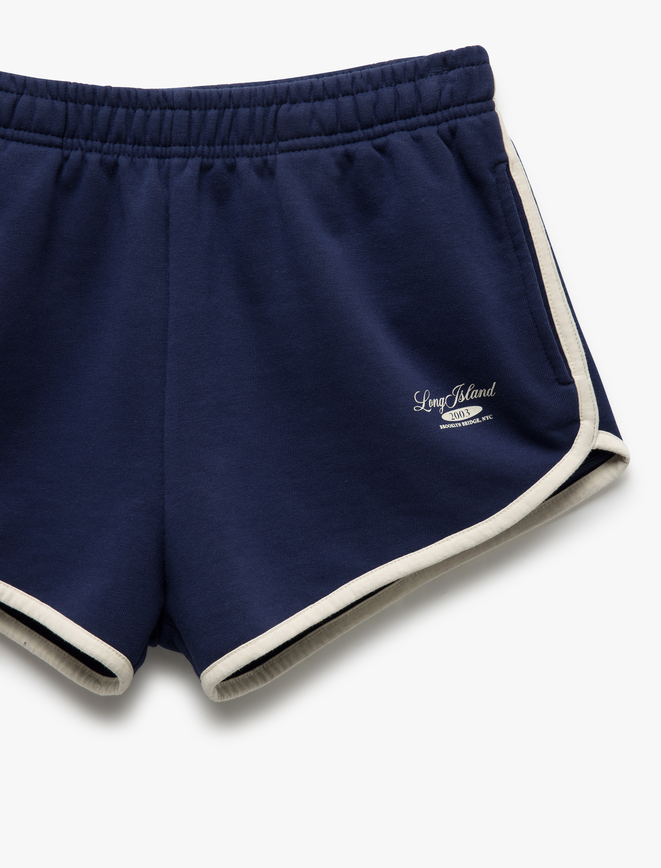   Cep Detaylı Beli Lastikli Slogan Baskılı Biyeli Slim Fit Mini Şort