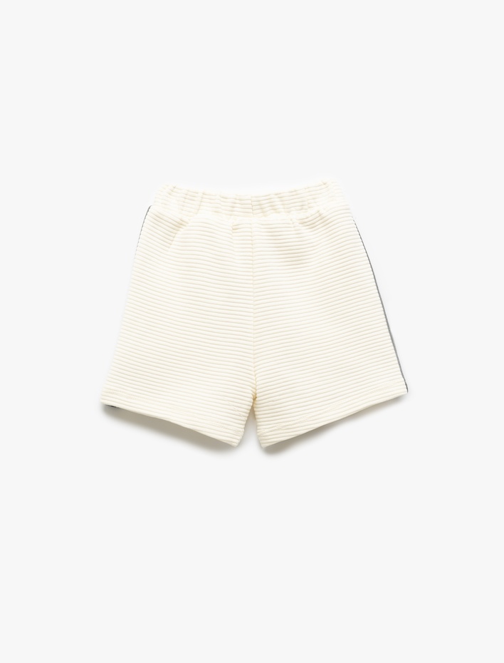 Erkek Bebek Pamuklu Beli Bağlamalı Dokulu Biye Detaylı Şort