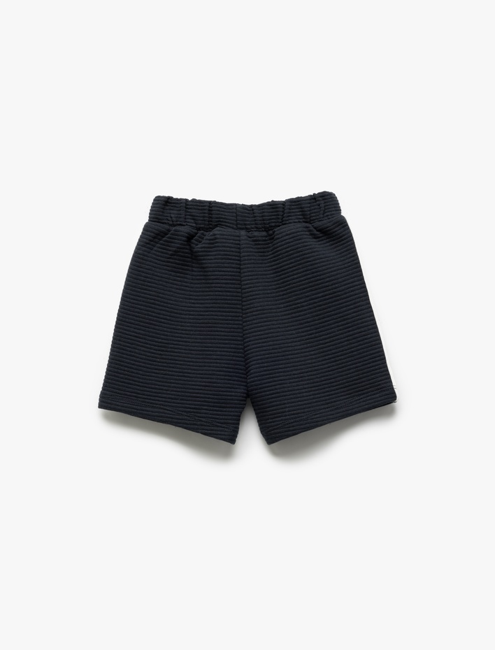 Erkek Bebek Pamuklu Beli Bağlamalı Dokulu Biye Detaylı Şort