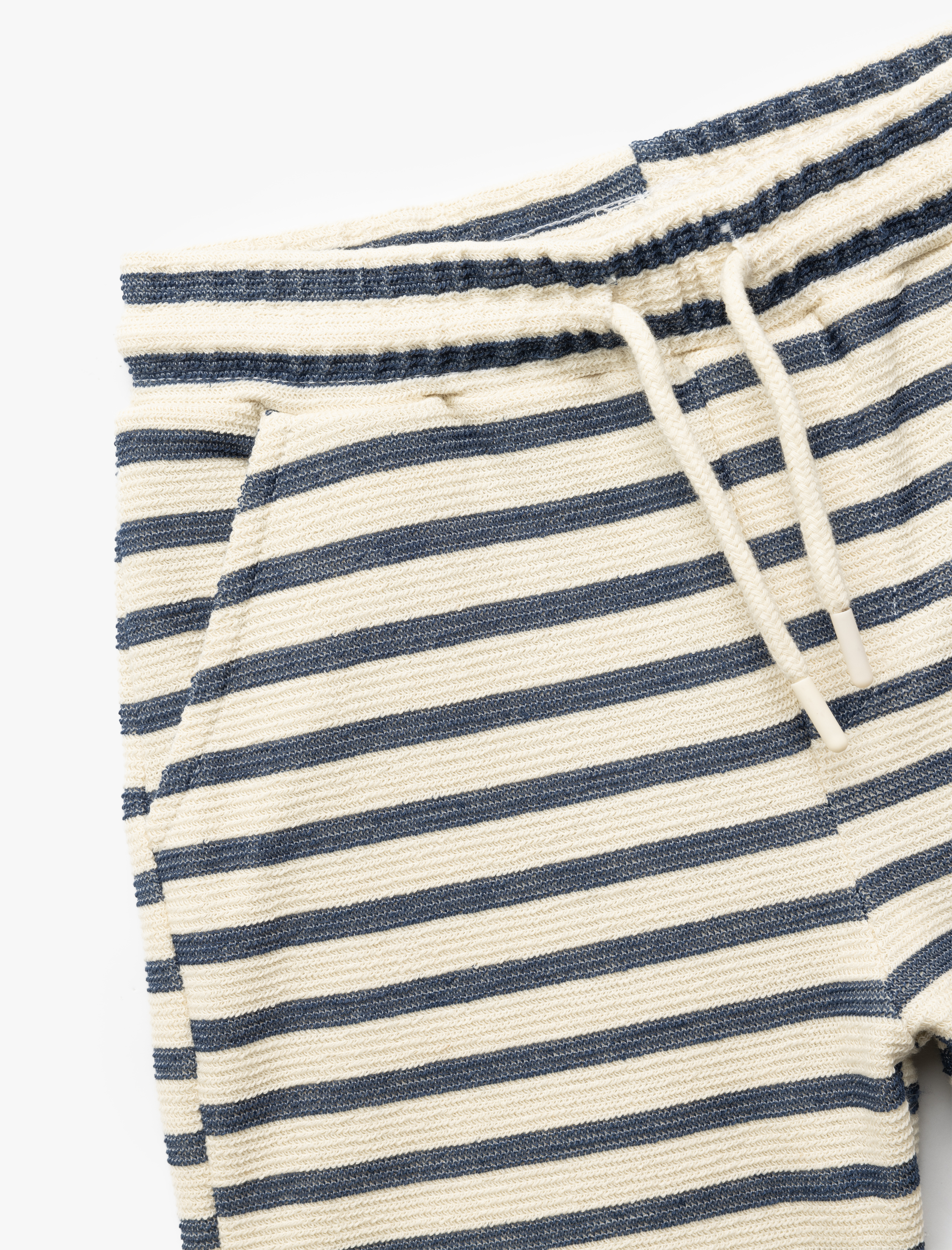  Erkek Çocuk Pamuklu Cepli Beli Bağlamalı Çizgili Şort