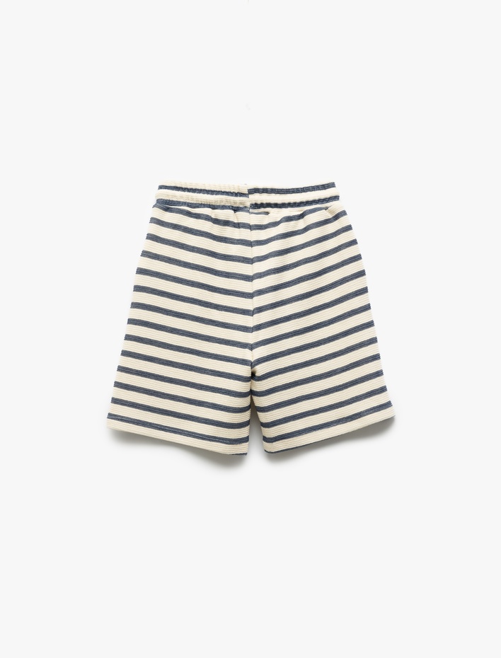 Erkek Çocuk Pamuklu Cepli Beli Bağlamalı Çizgili Şort