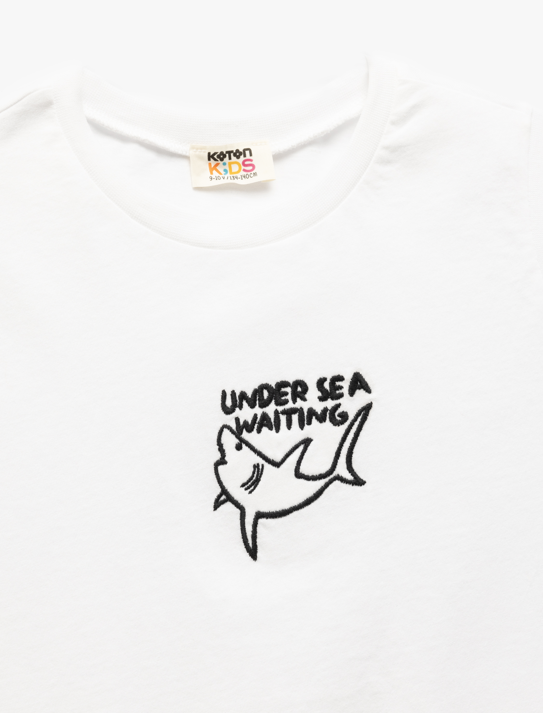  Erkek Çocuk Bisiklet Yaka Köpek Balığı Nakış Detaylı Pamuklu Atlet