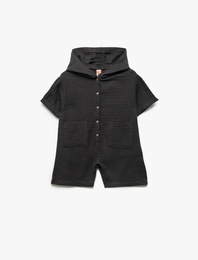 Pamuklu Kısa Kollu Düğmeli Müslin Kapşonlu Salopet Tulum